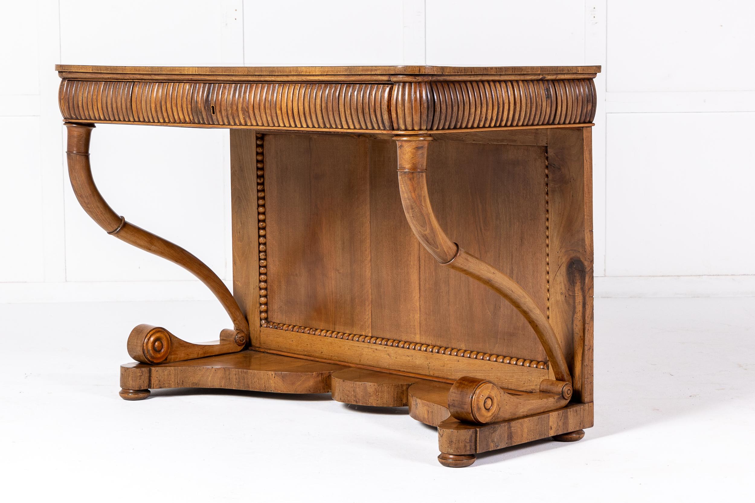 Pair of 19th Century Italian Walnut Console Tables For Sale 4