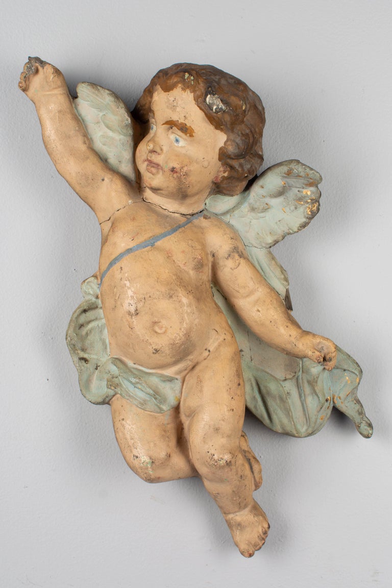 Hand-Painted Pair of 19th Century Italian Winged Putti Wall Sculptures For Sale