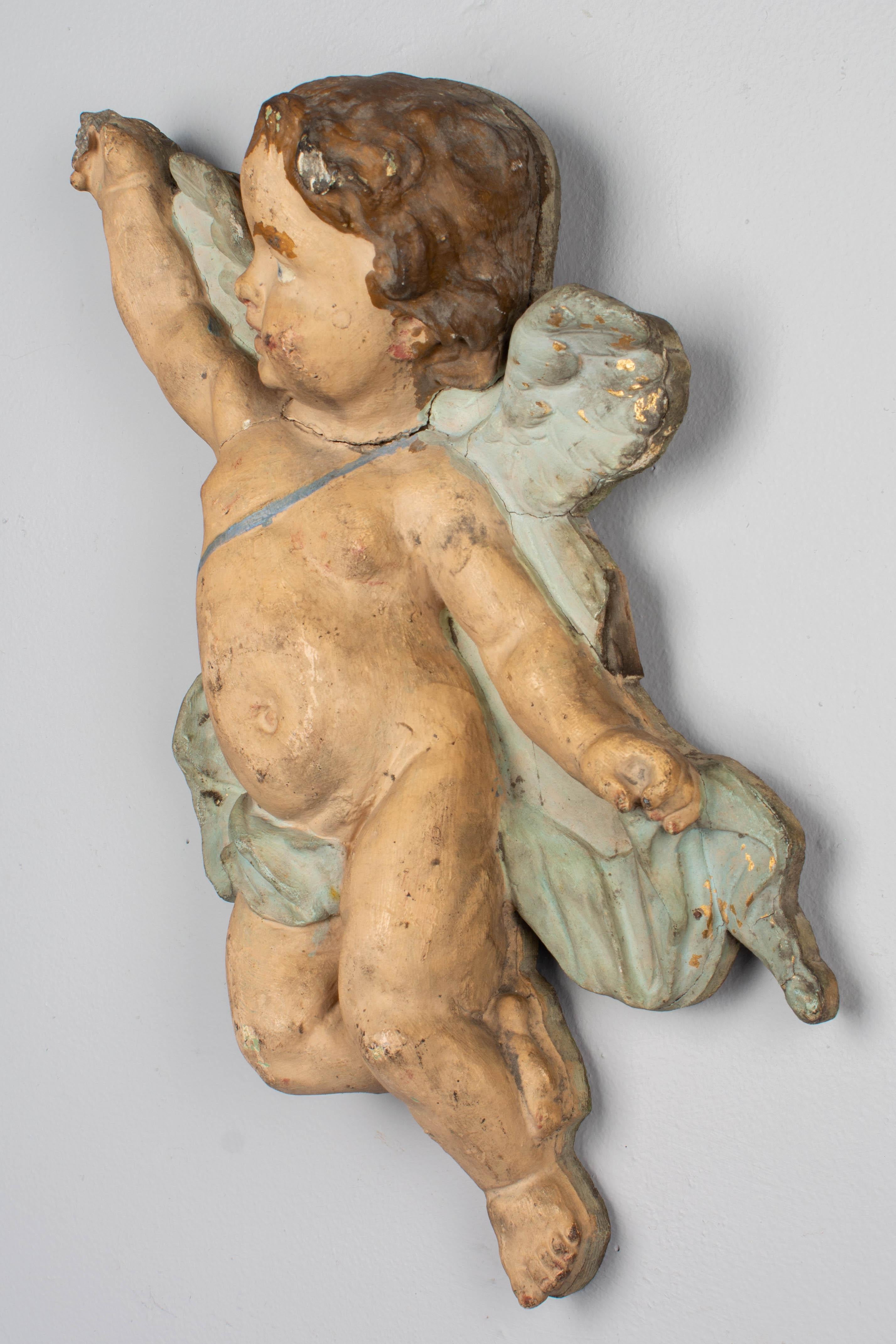 Pair of 19th Century Italian Winged Putti Wall Sculptures In Good Condition In Winter Park, FL