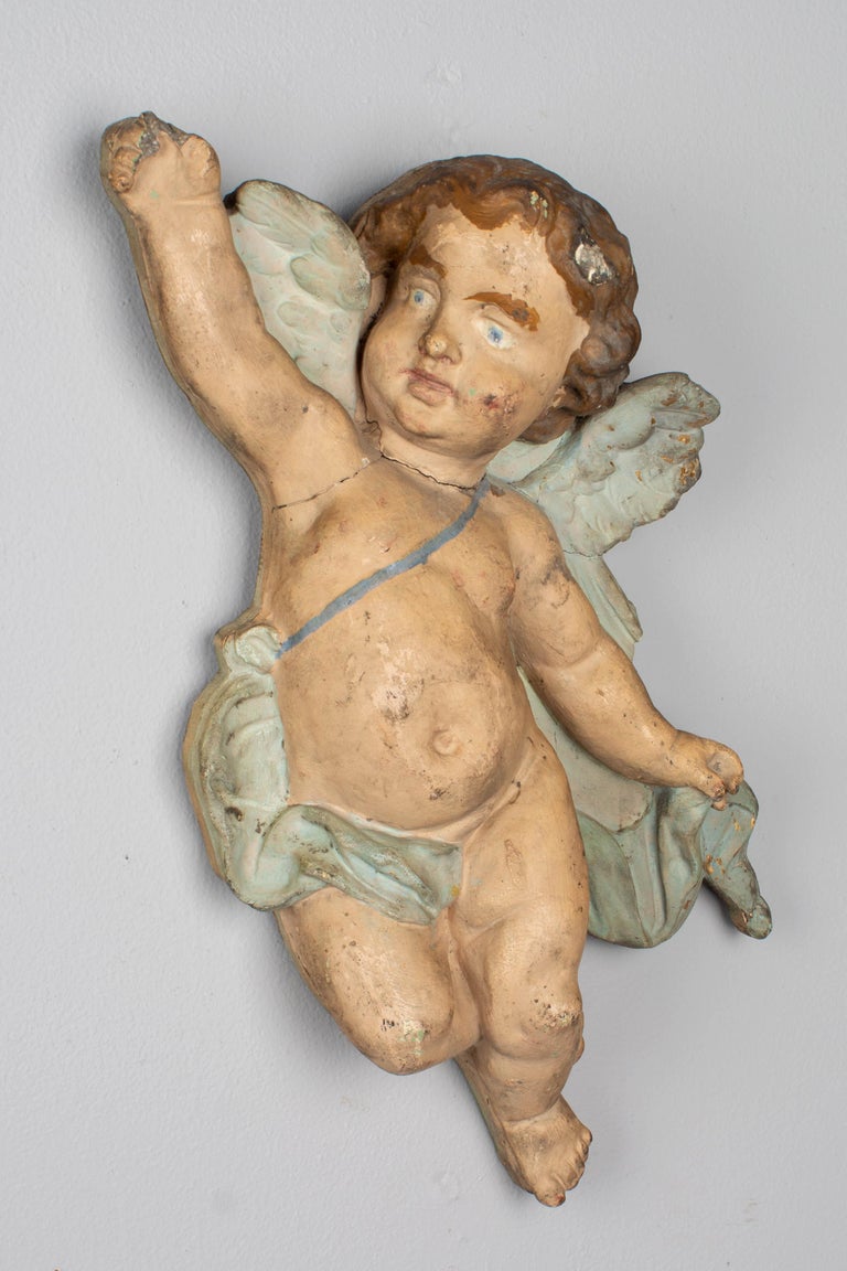 Pine Pair of 19th Century Italian Winged Putti Wall Sculptures For Sale