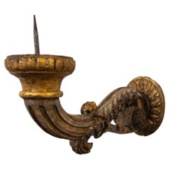 Paire d'appliques italiennes du XIXe siècle en bois sculpté