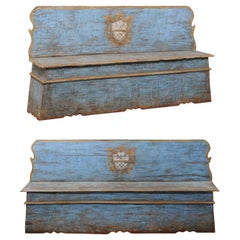 Paire de bancs italiens en bois du 19ème siècle avec une fabuleuse finition artisanale en bleu