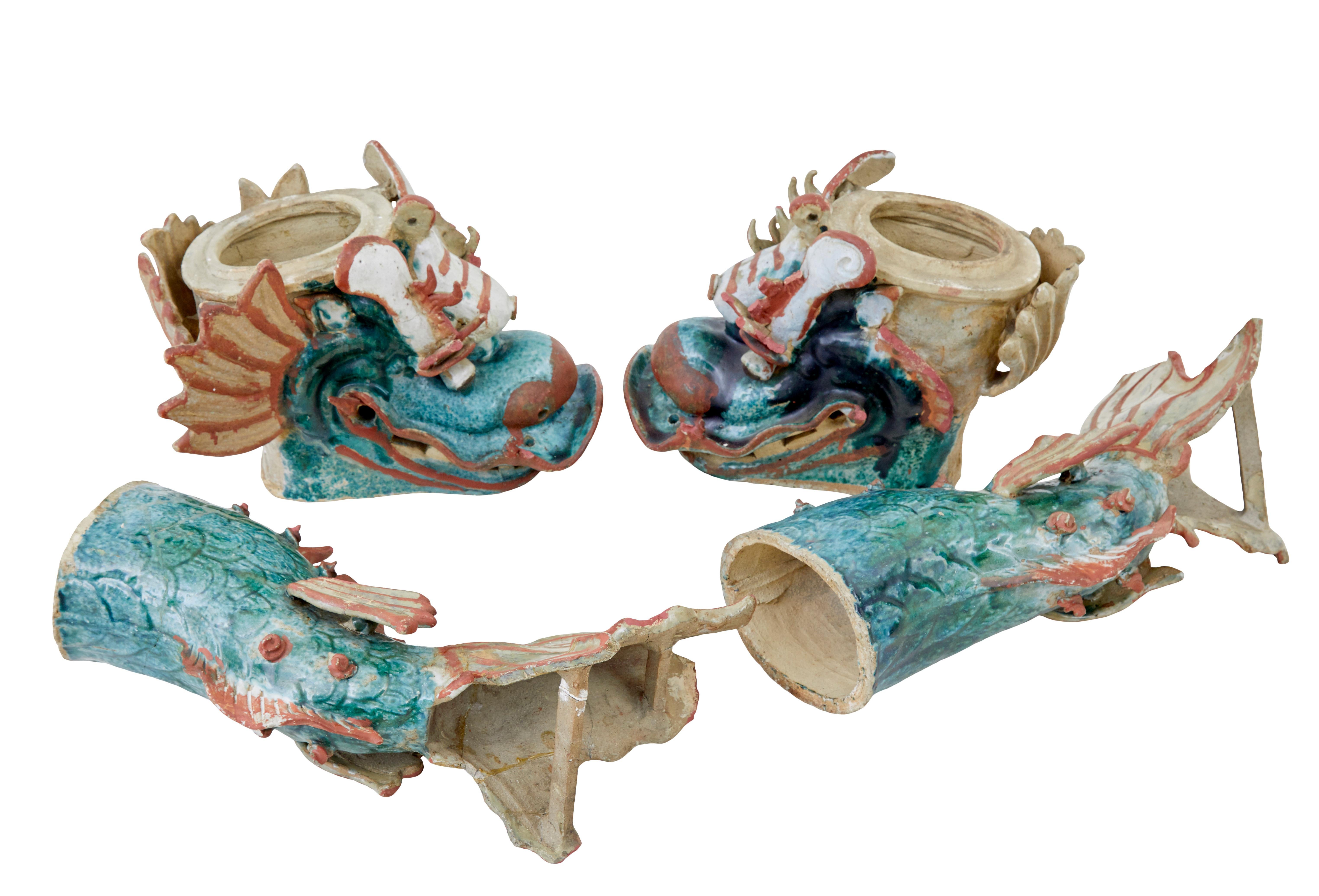 Paire d'ornements de toit Shachikoko en céramique japonaise du XIXe siècle en vente 3