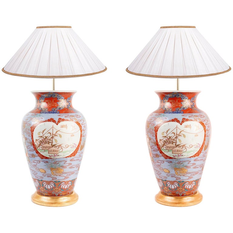 Pair of 19th Century Japanese Imari Lamps For Sale at 1stdibs