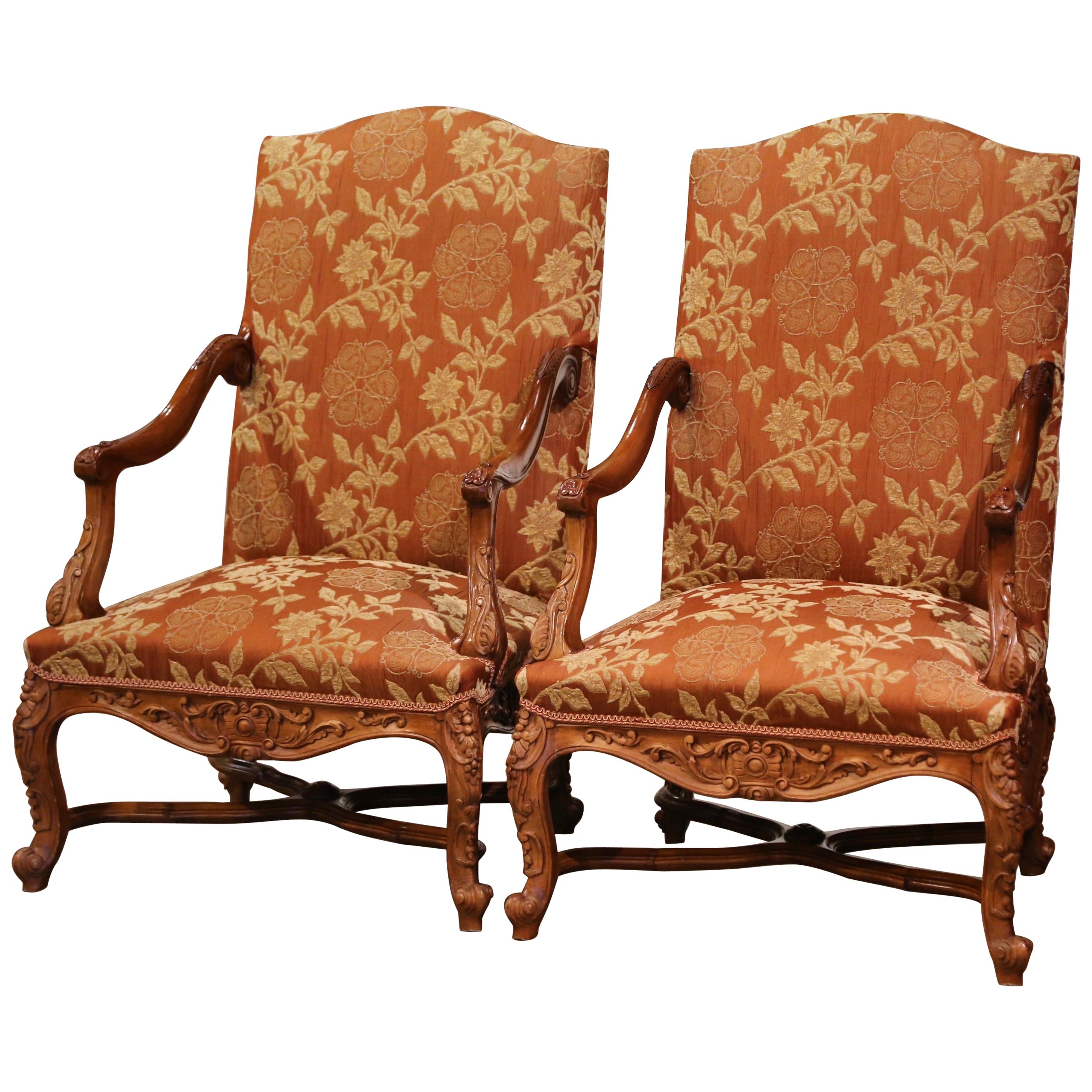 Pair of 19th Century Louis XV Carved Walnut Armchairs from Provence