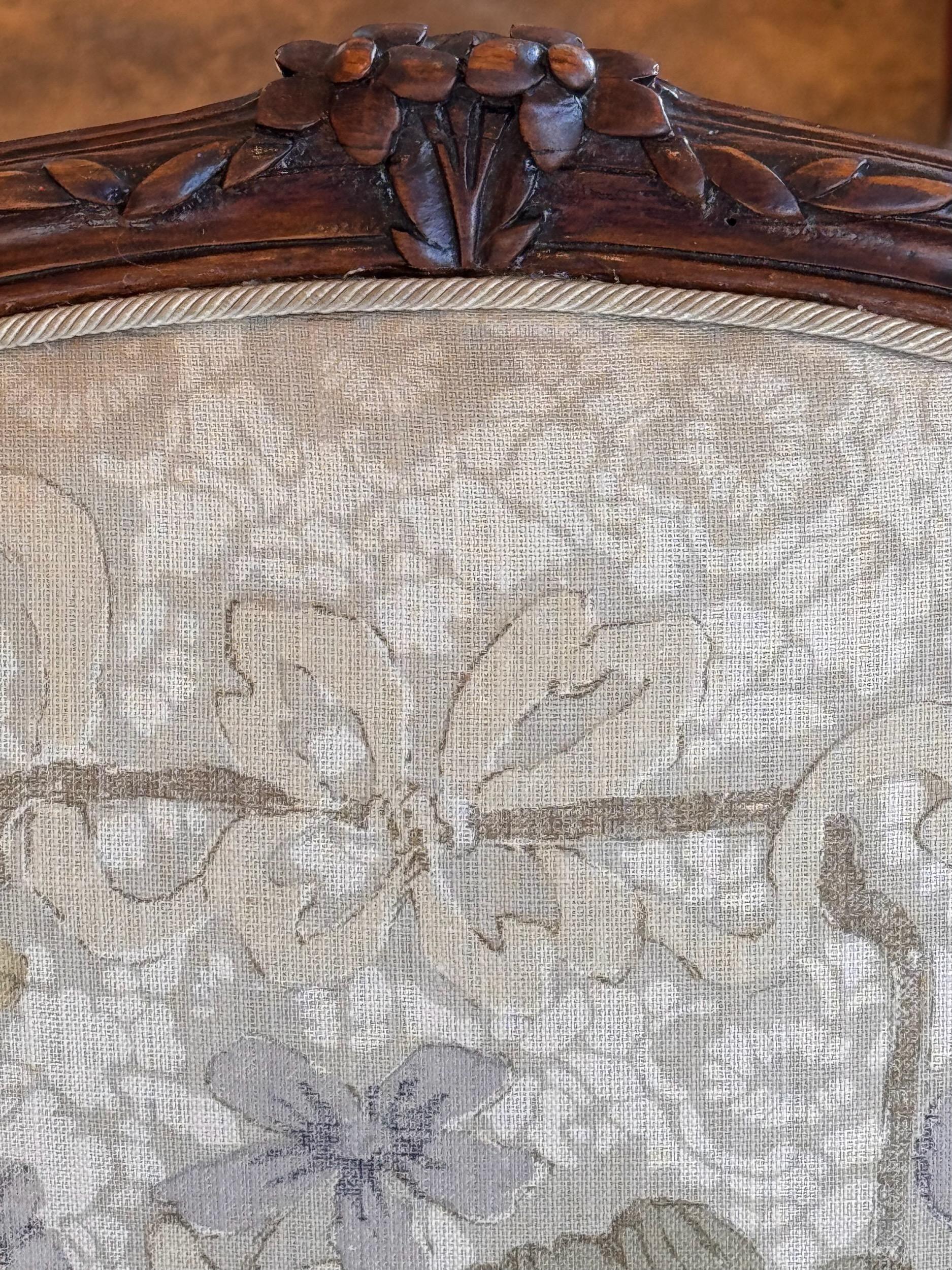 Coppia di fauteuil Luigi XV del XIX secolo in vendita 8