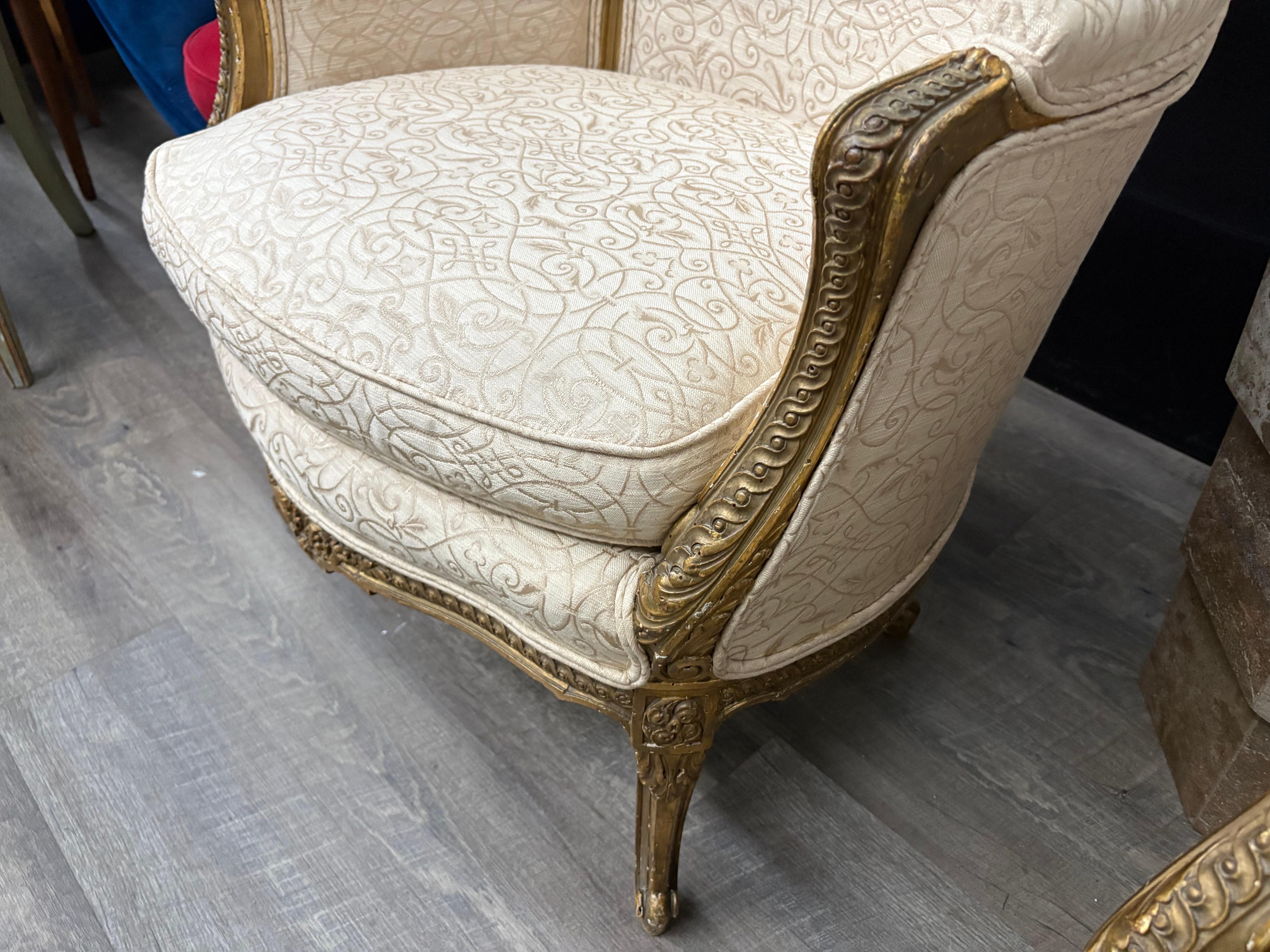 Pair Of 19th Century Louis XV Giltwood Bergeres For Sale 7