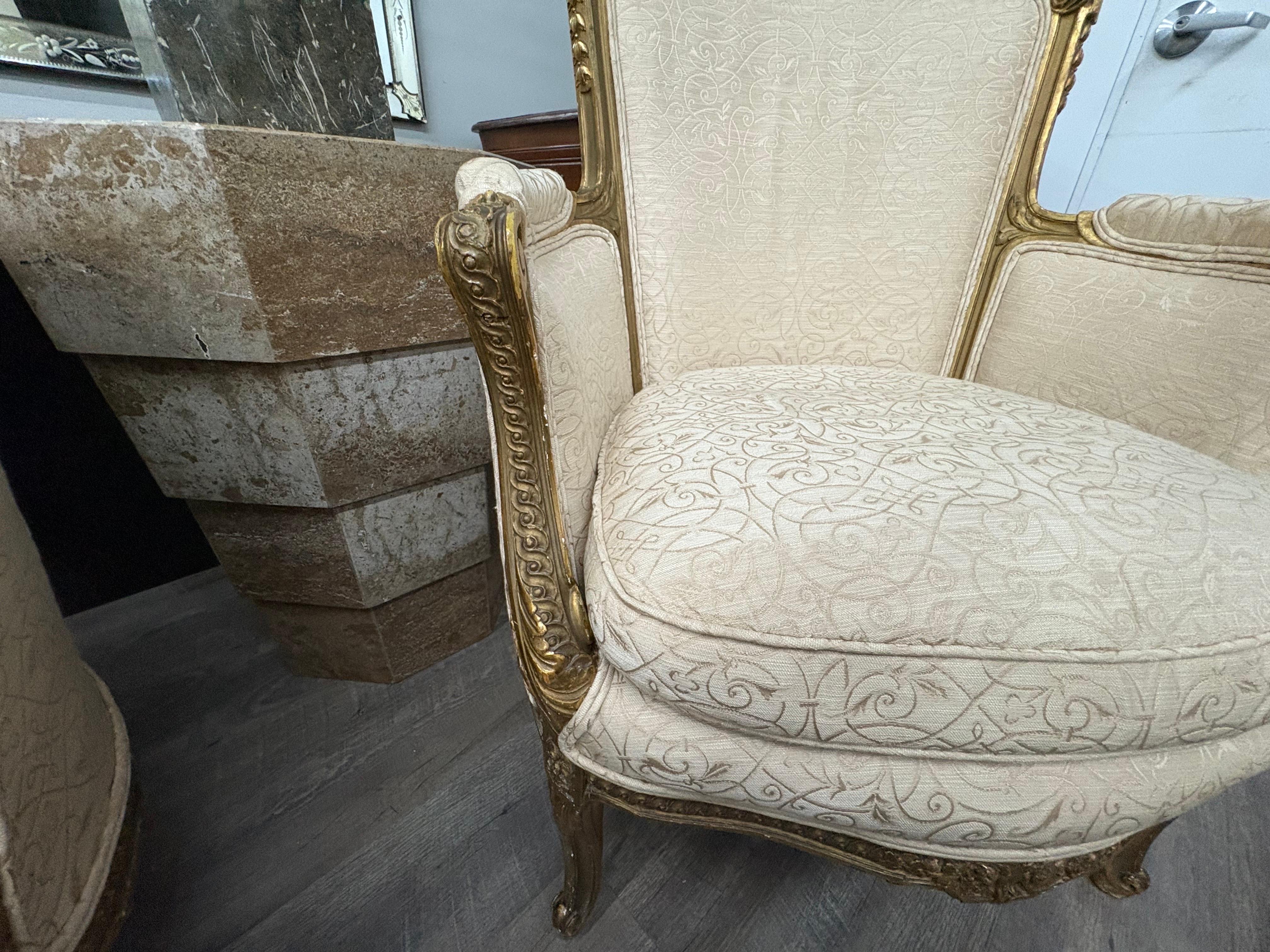 French Pair Of 19th Century Louis XV Giltwood Bergeres For Sale