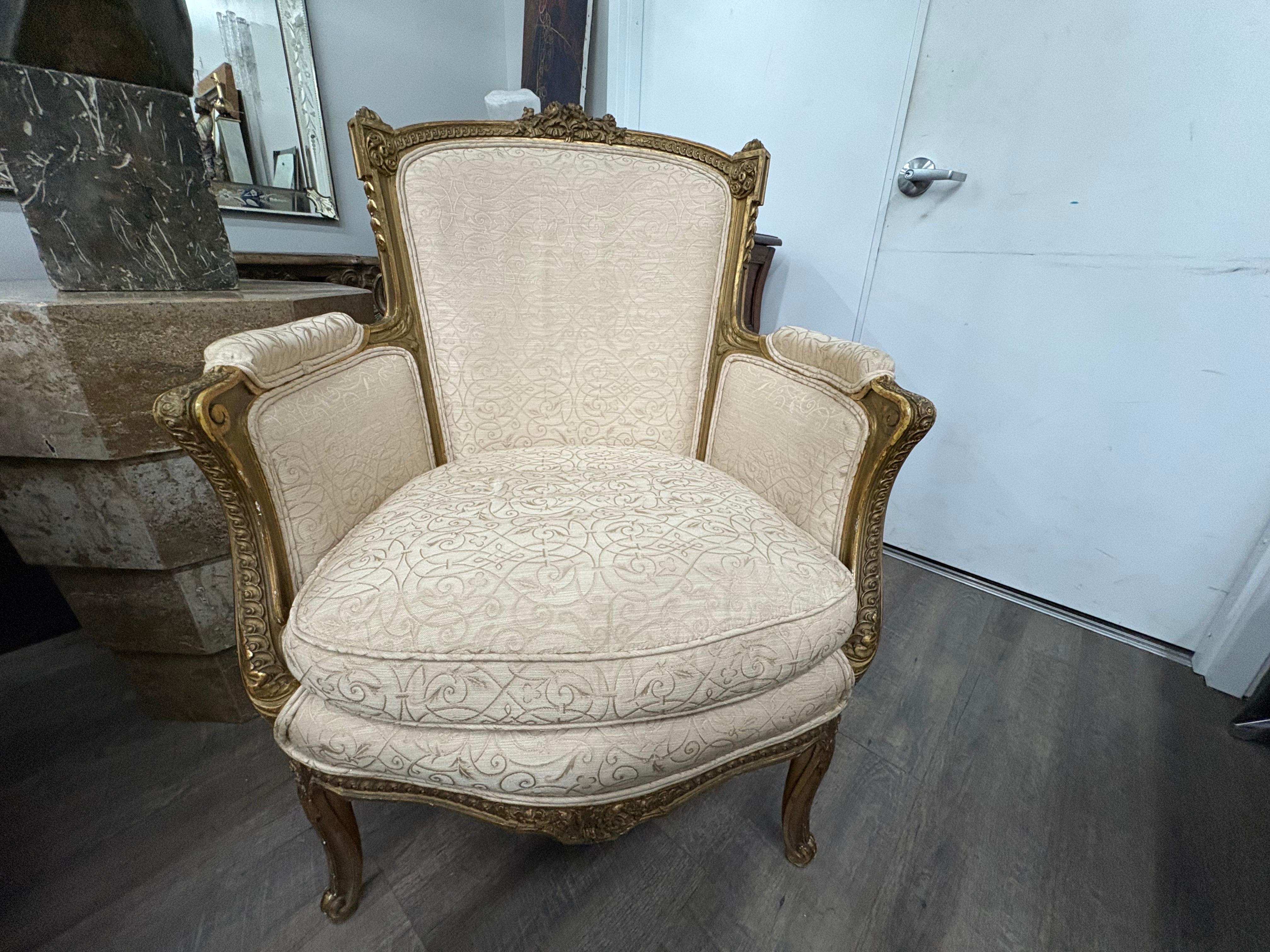Pair Of 19th Century Louis XV Giltwood Bergeres For Sale 2