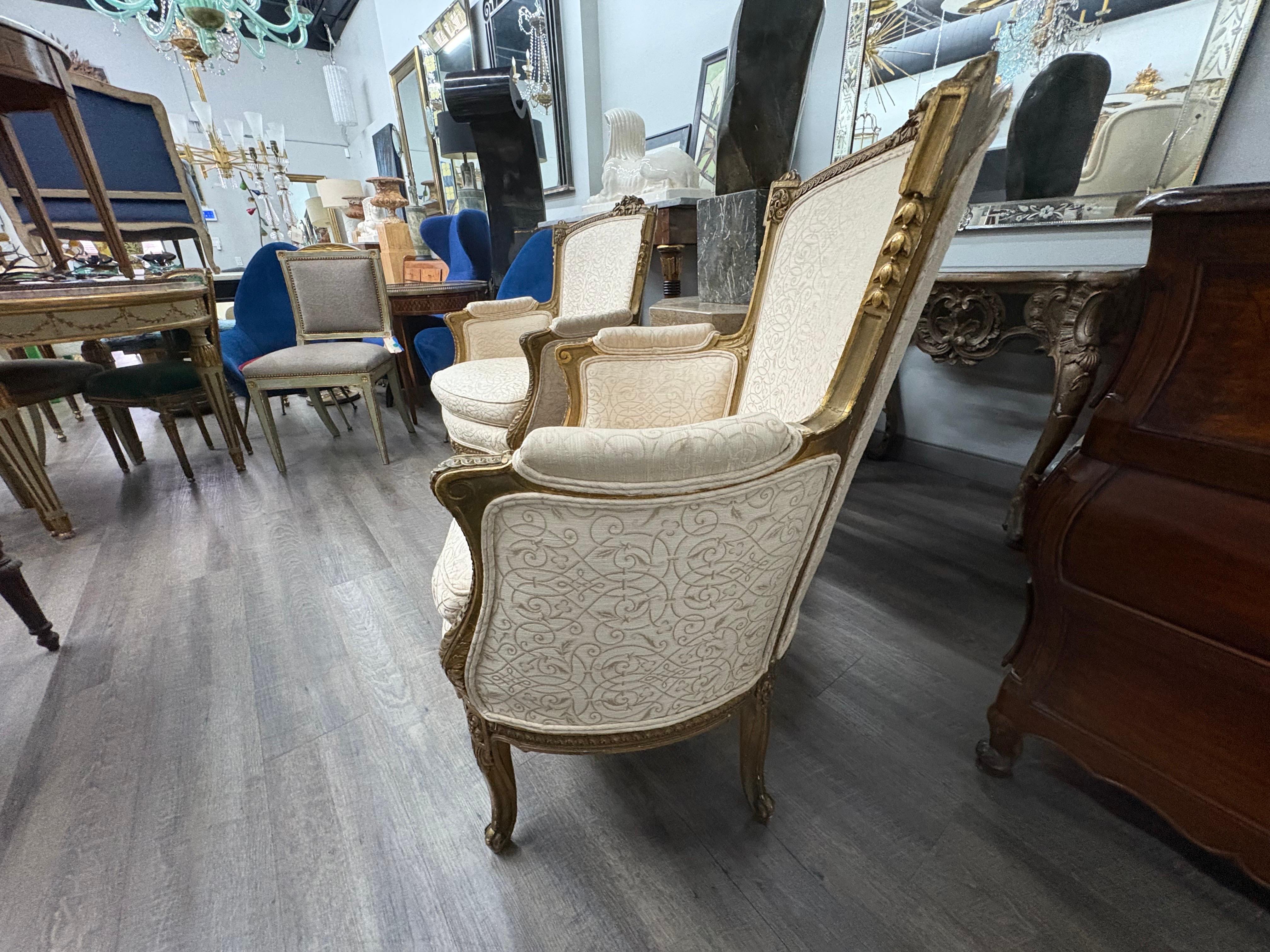 Pair Of 19th Century Louis XV Giltwood Bergeres For Sale 3