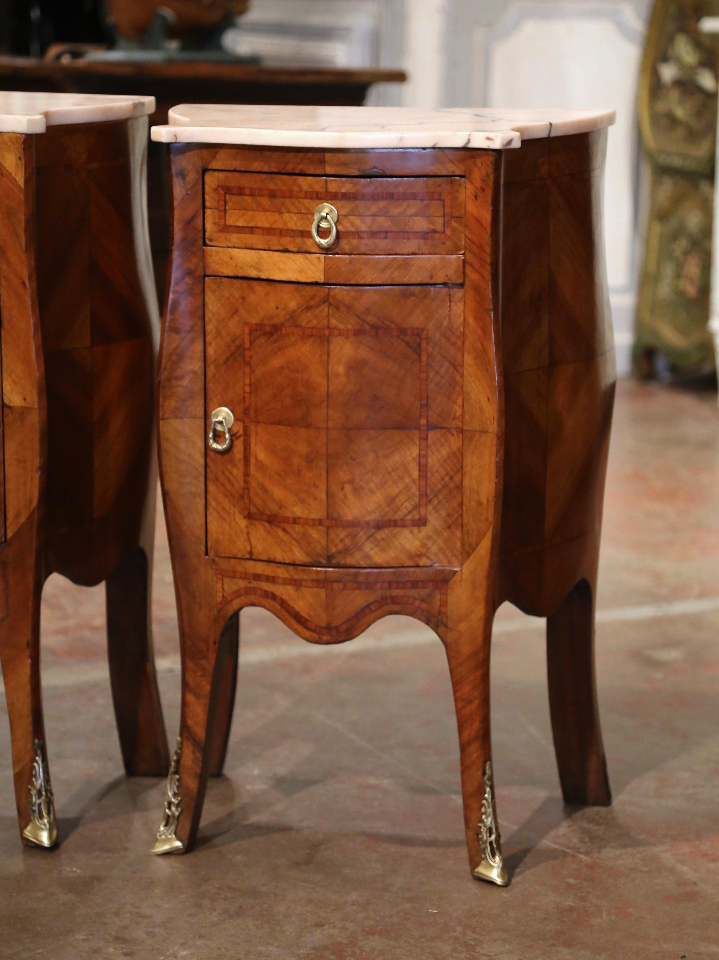 Pair of 19th Century Louis XV Marble Top Walnut Marquetry Bombe Nightstands In Excellent Condition In Dallas, TX