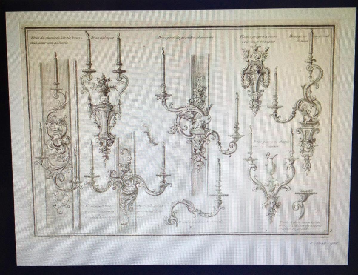 Paar Ormolu-Konsolen im Stil Louis XV des 19. Jahrhunderts nach André-Charles Boulle (Louis XV.) im Angebot