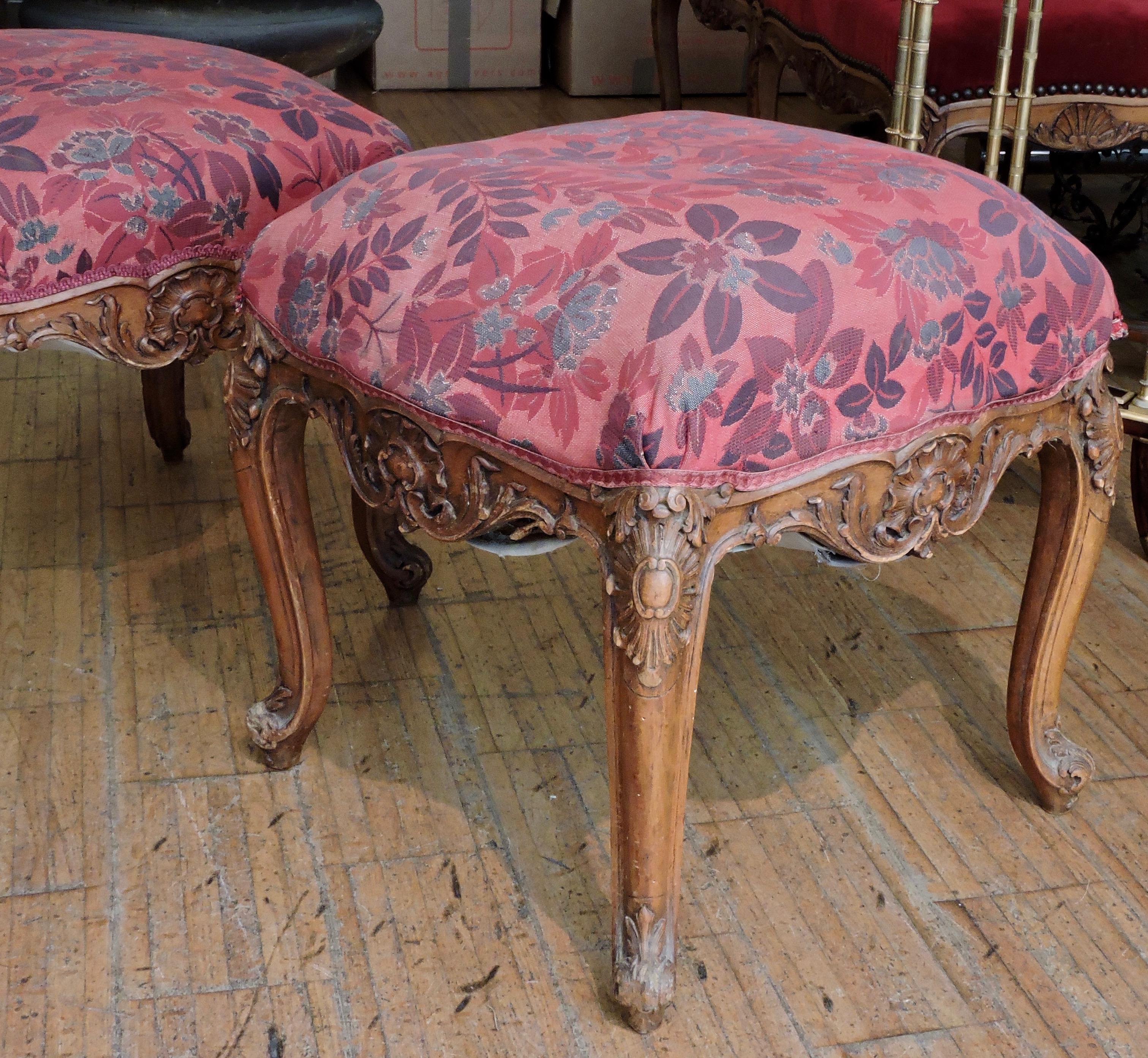 Pair of 19th Century Louis XV Style Square Stools In Good Condition In Saint-Ouen, FR