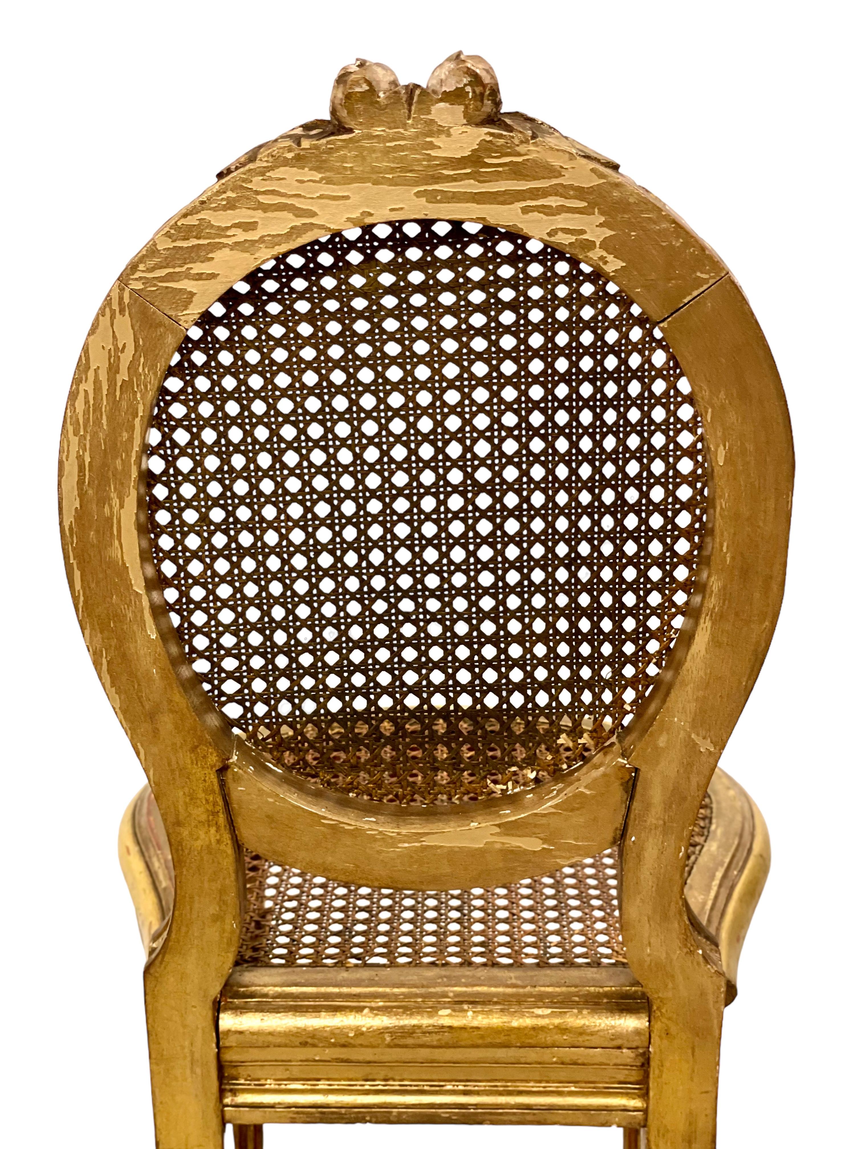Louis XVI Paar Stühle aus Giltwood im Zustand „Gut“ im Angebot in LA CIOTAT, FR