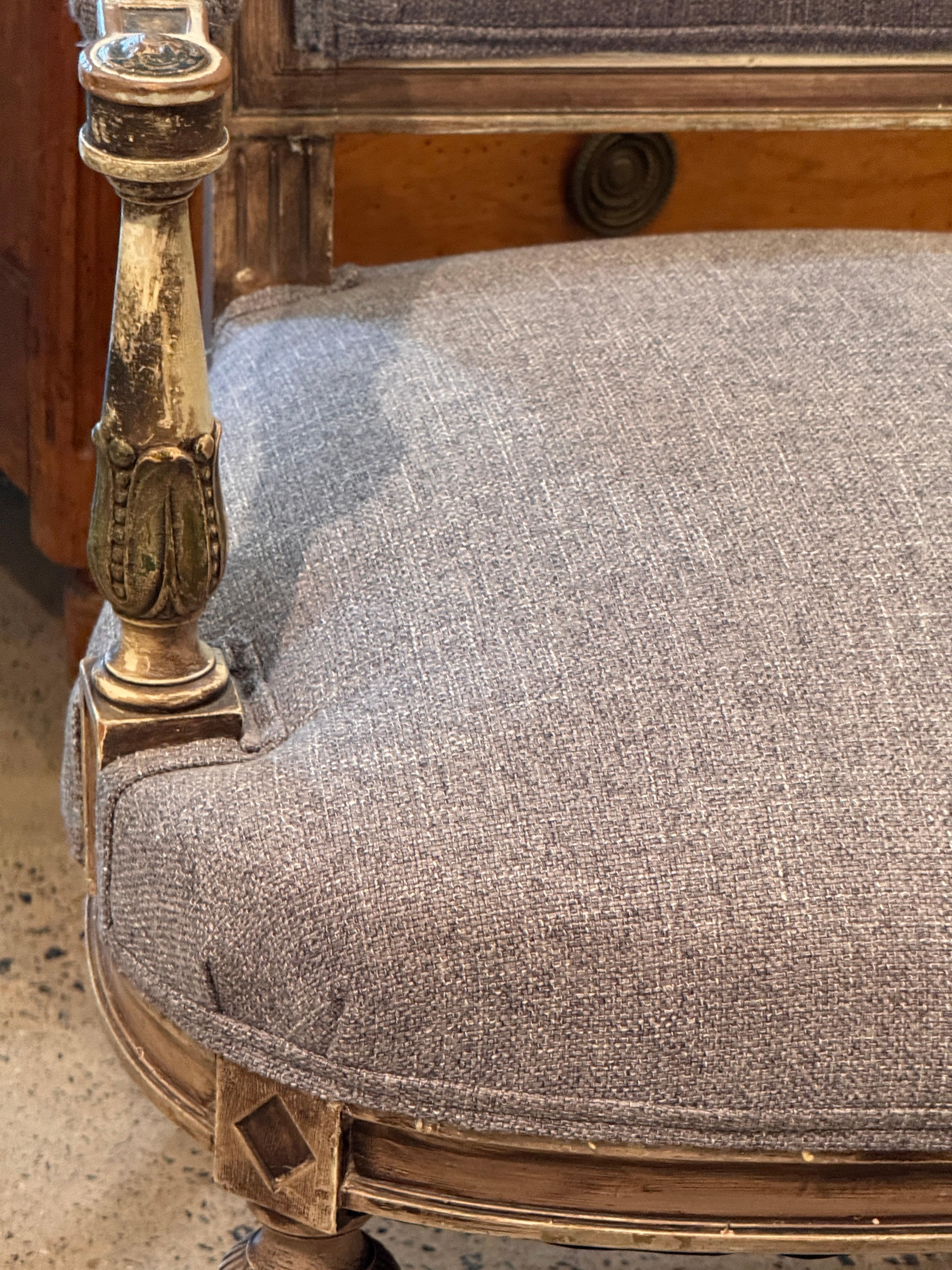 Paar graue Fauteuils im Louis-XVI-Stil des 19. 3