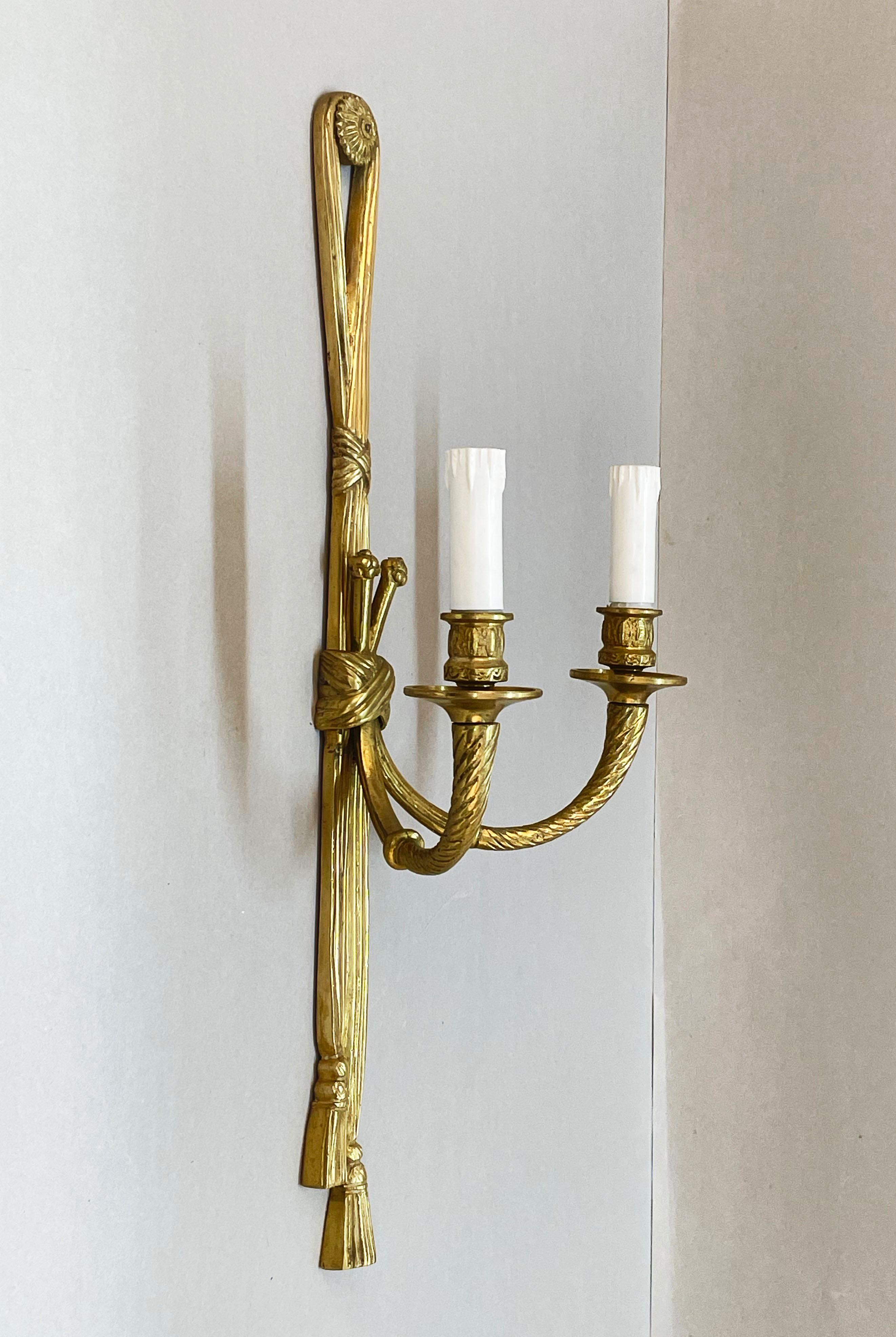 Pair of 19th Century Louis XVI Style Knot & Tassel Appliqué Wall Candle Sconces For Sale 8