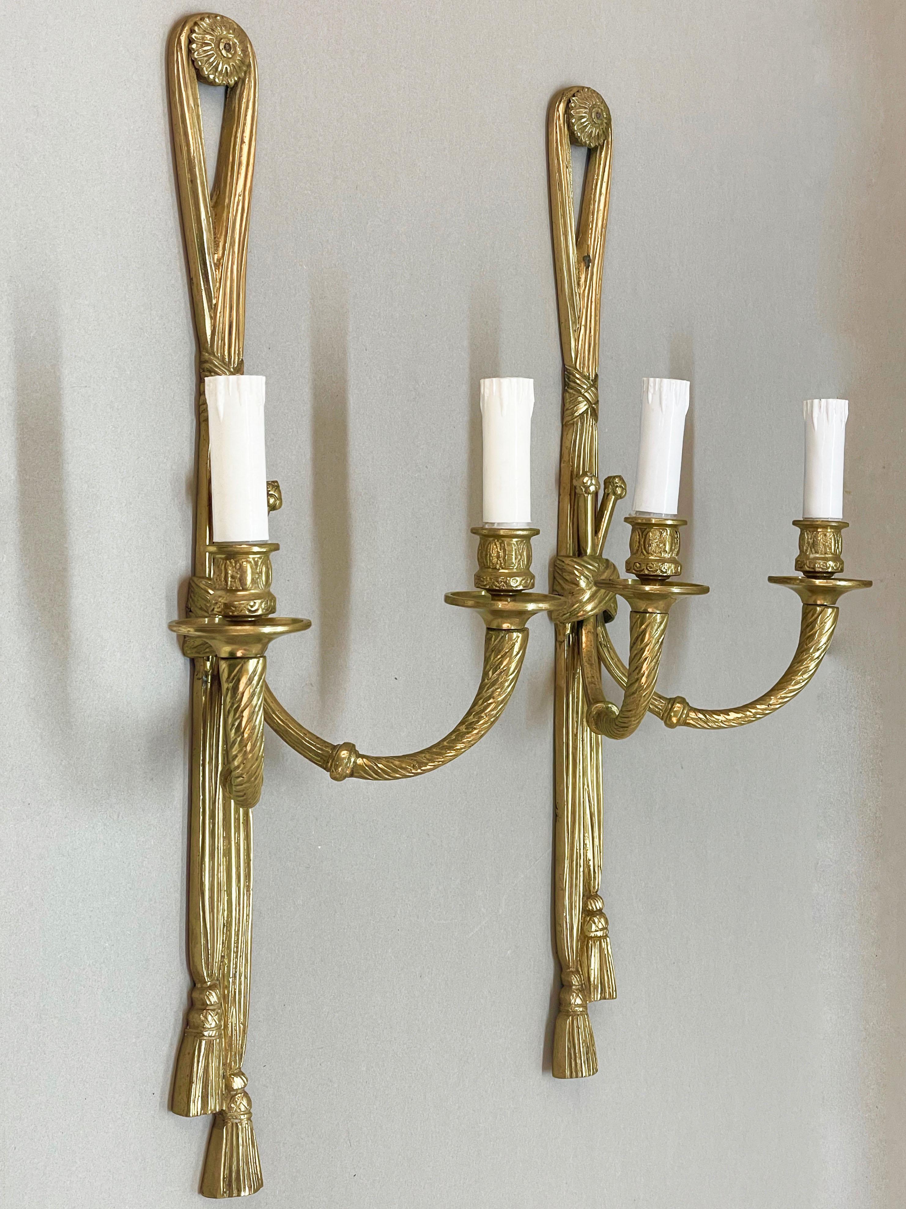 Pair of 19th Century Louis XVI Style Knot & Tassel Appliqué Wall Candle Sconces For Sale 1