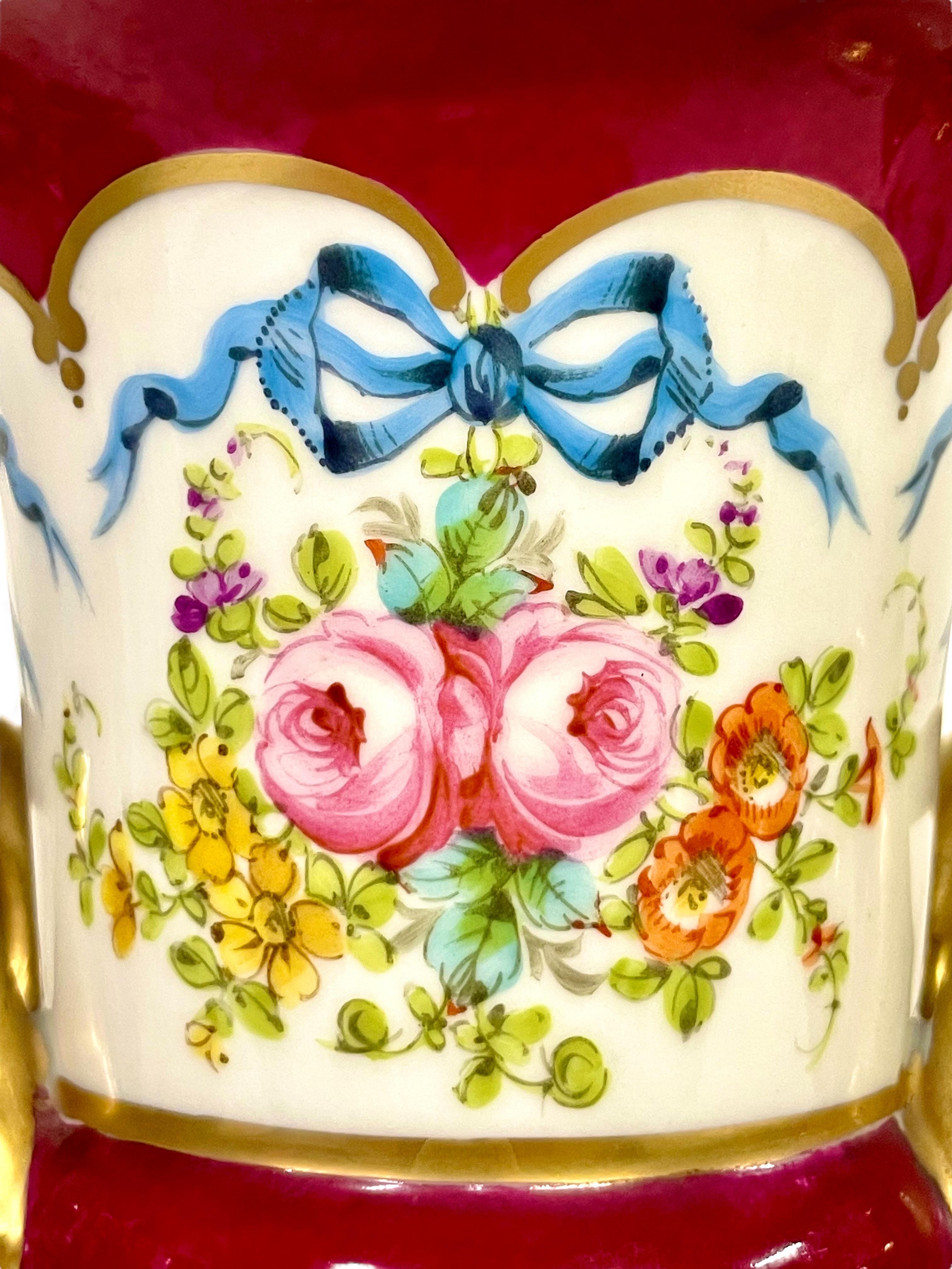 Pareja de jarrones Luis XVI, Siglo XIX en venta 2