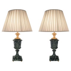 Paar Lampen aus Vert Patricia-Marmor und Goldbronze im Louis-XVI.-Stil des 19. Jahrhunderts