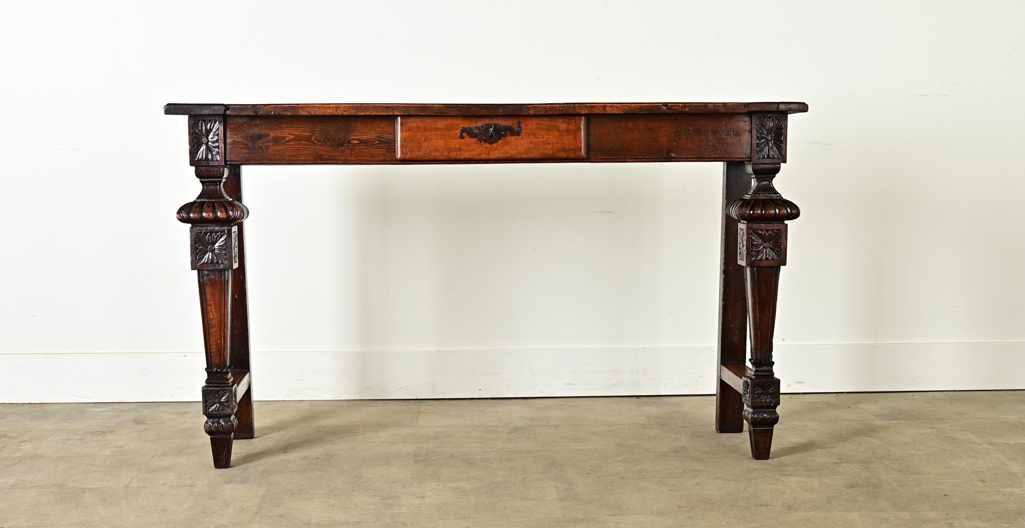 Ein Paar Louis-XVI-Konsolen aus Nussbaumholz aus dem 19. im Angebot 12