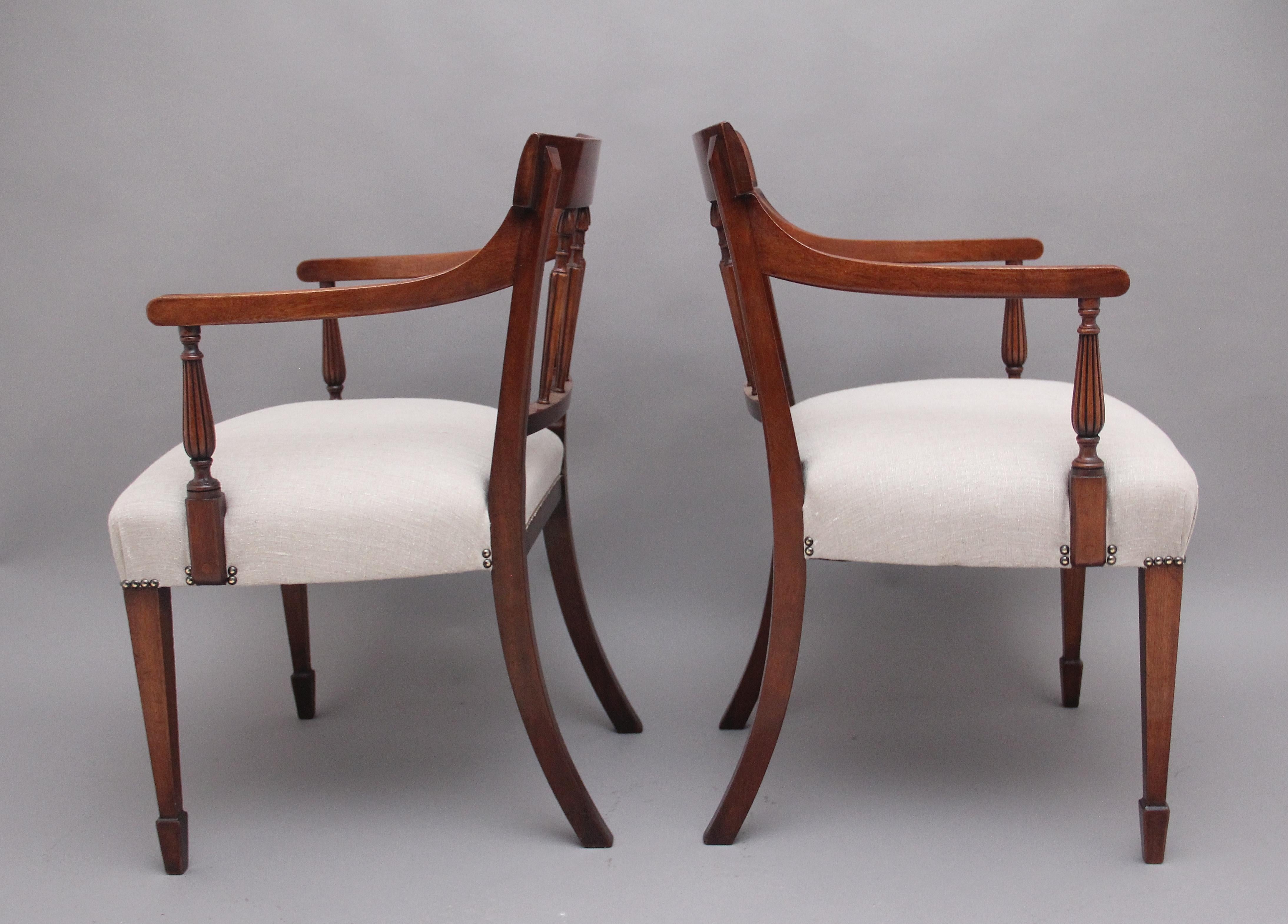 Pair of 19th Century Mahogany Armchairs In Good Condition In Martlesham, GB