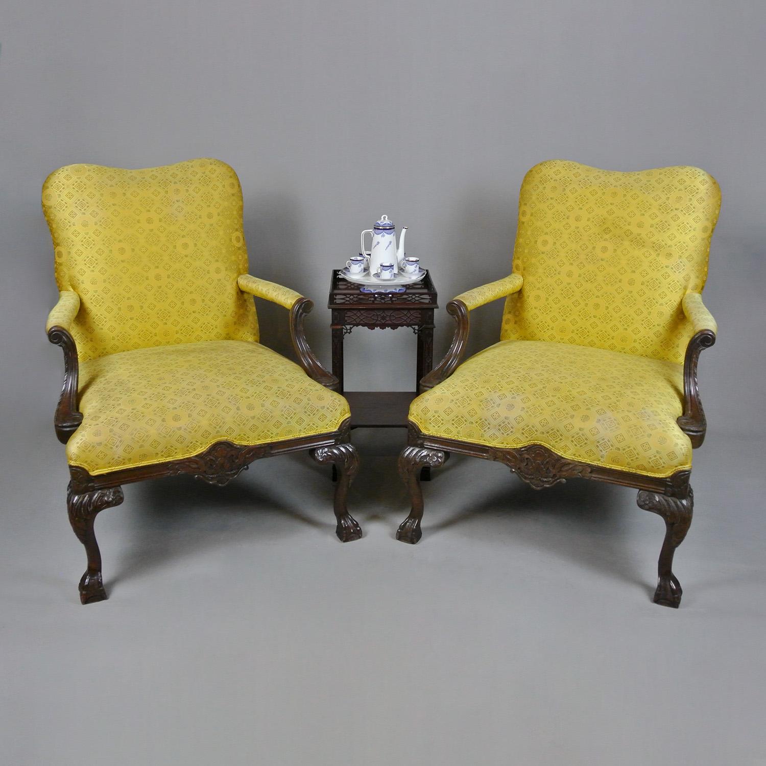 Pair of 19th Century Mahogany Gainsborough Design Chairs, circa 1890 4