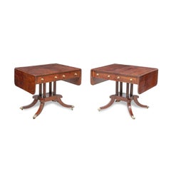 Paire de tables de canapé en acajou du 19e siècle avec colonnes en spirale