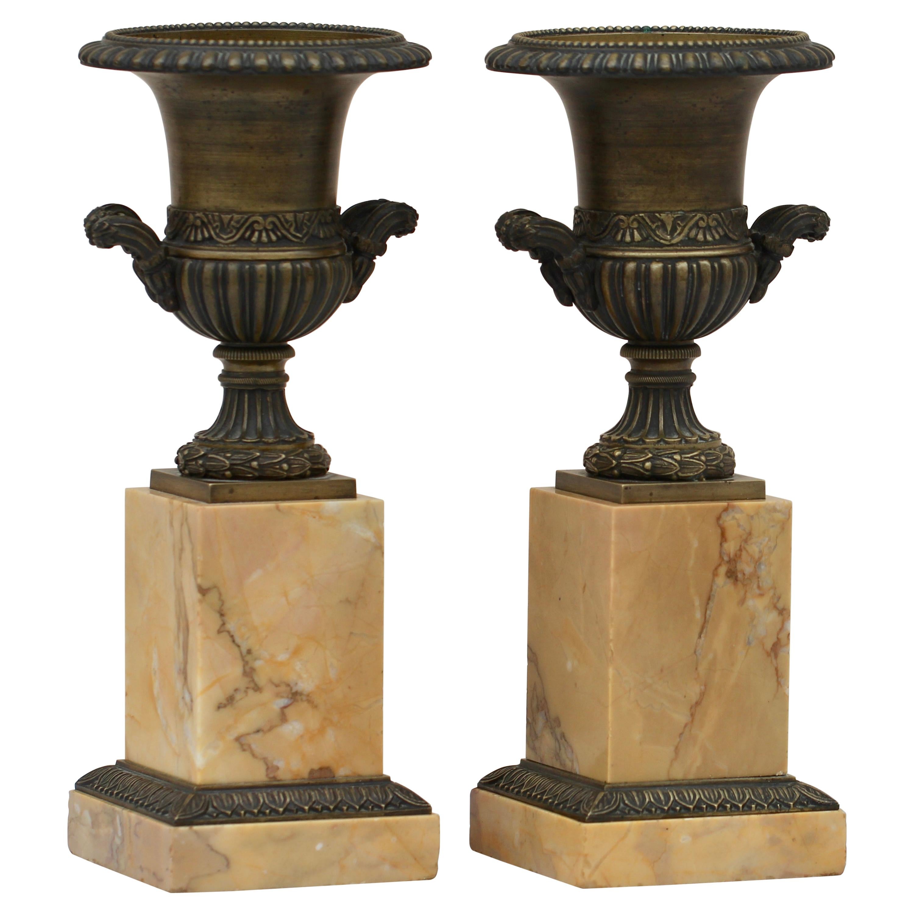 Marble Decorative Objects 4,423 For Sale at 1stdibs