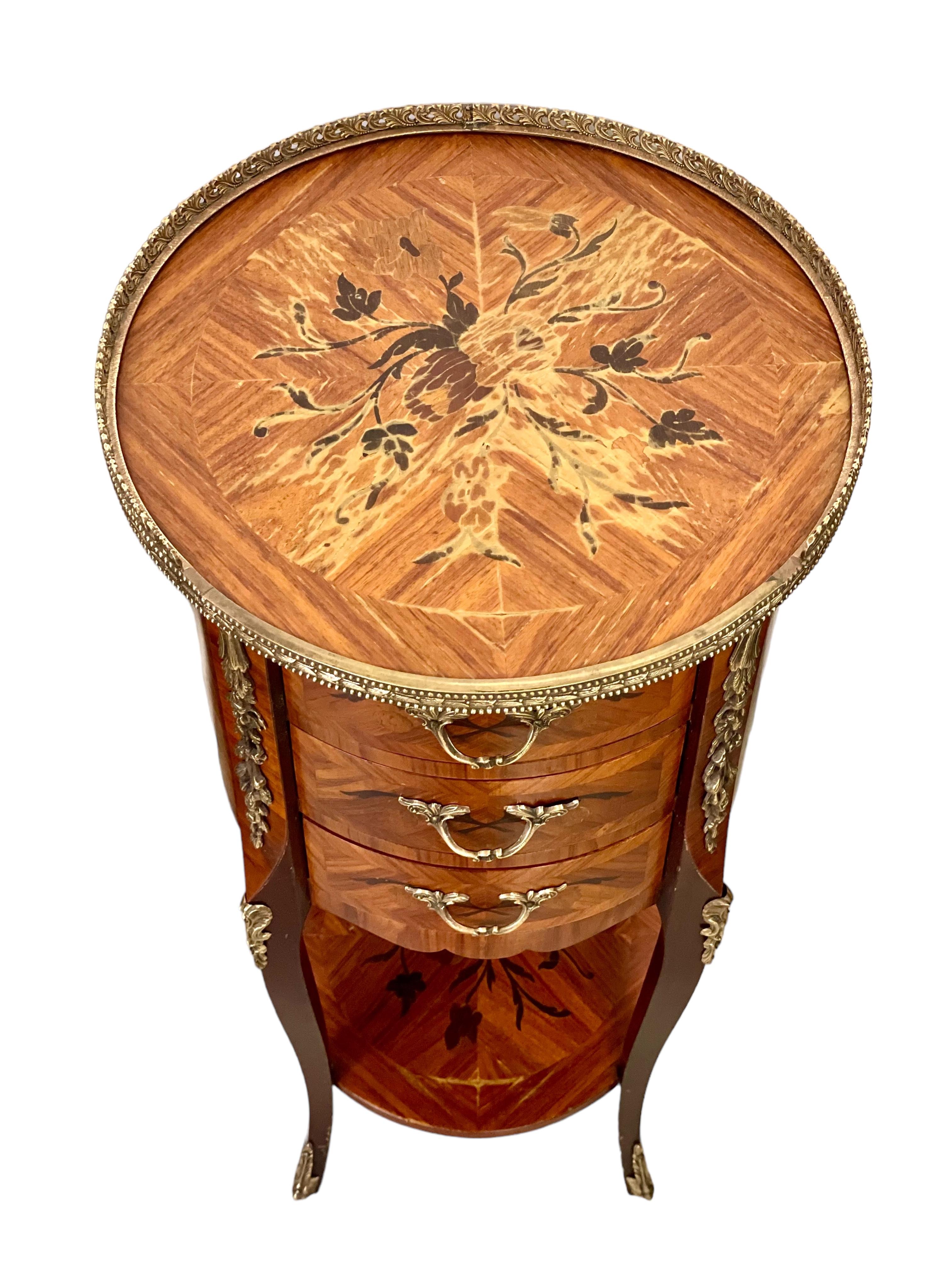 19th Century Pair of Marquetry Bedside Nightstands Tables 3