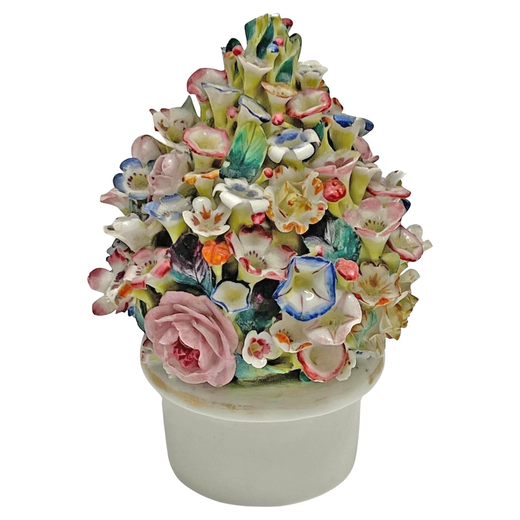 Pareja de jarrones con cubierta de porcelana dorada de Meissen del siglo XIX en Bueno estado para la venta en Palm Beach, FL