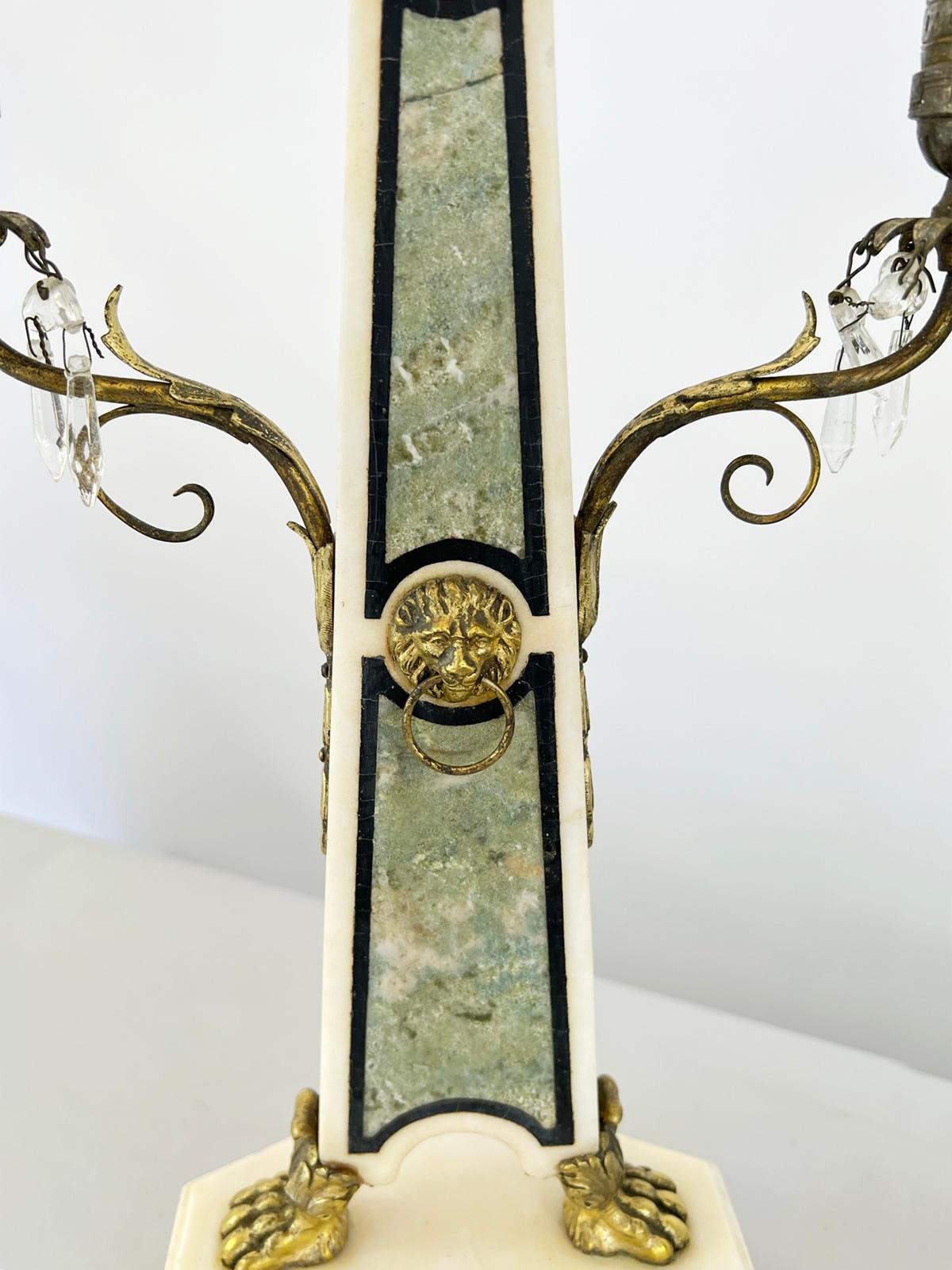 Paar Napoleon-III-Marmor-Kaminsims-Girandolen mit Intarsien aus dem 19. Jahrhundert im Angebot 3
