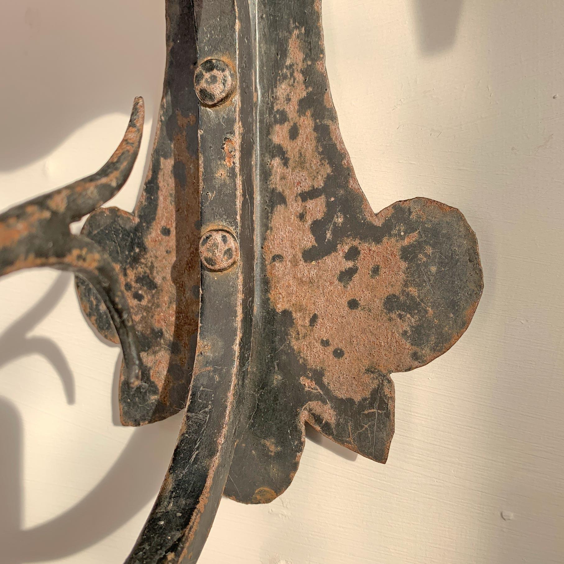 Pair of 19th Century Neo-Gothic Italian Wrought Iron Dragon Wall Lights For Sale 9