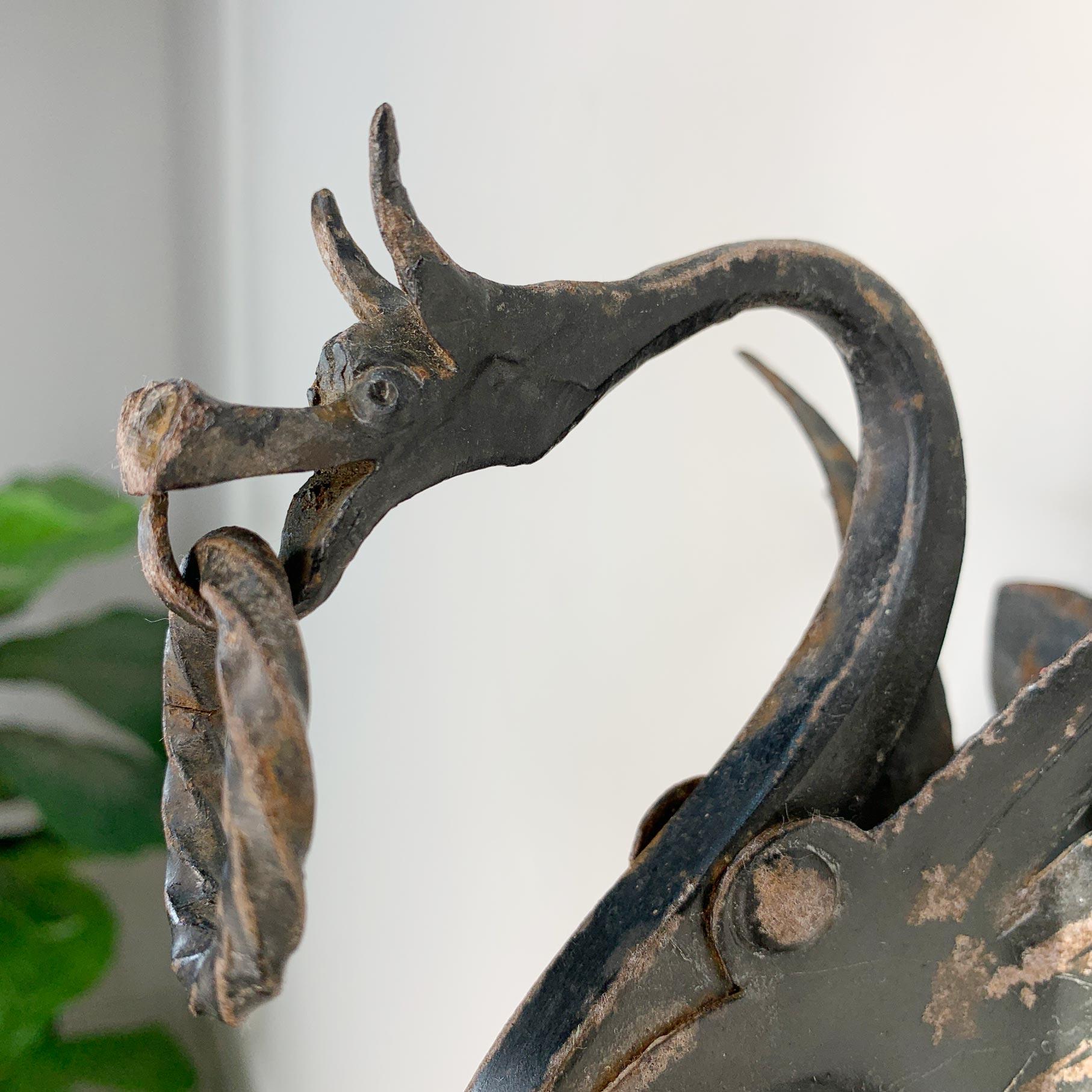 Pair of 19th Century Neo-Gothic Italian Wrought Iron Dragon Wall Lights For Sale 1