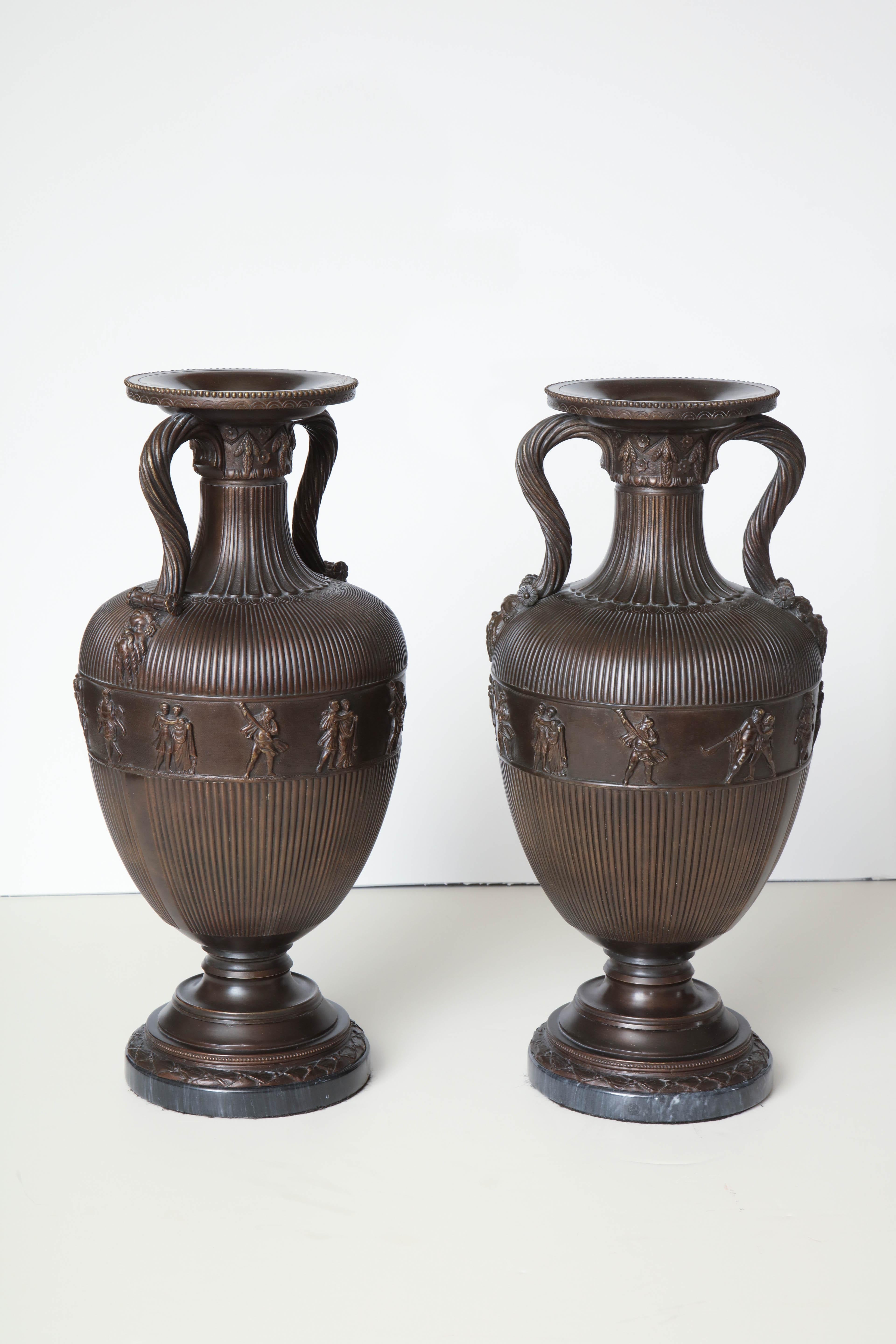 Pair of 19th Century Neoclassical, French, Bronze Urns on Marble Bases For Sale 4