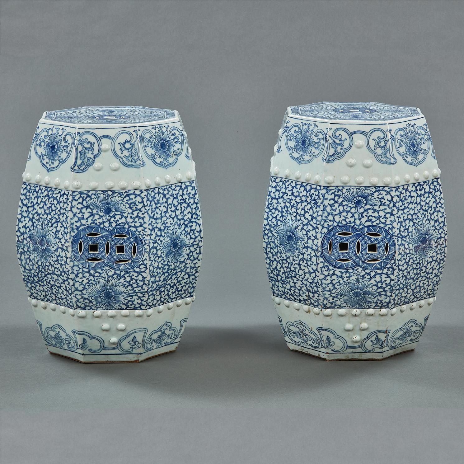 Glazed Pair of 19th Century Octagonal Chinese Blue and White Porcelain Garden Seats For Sale