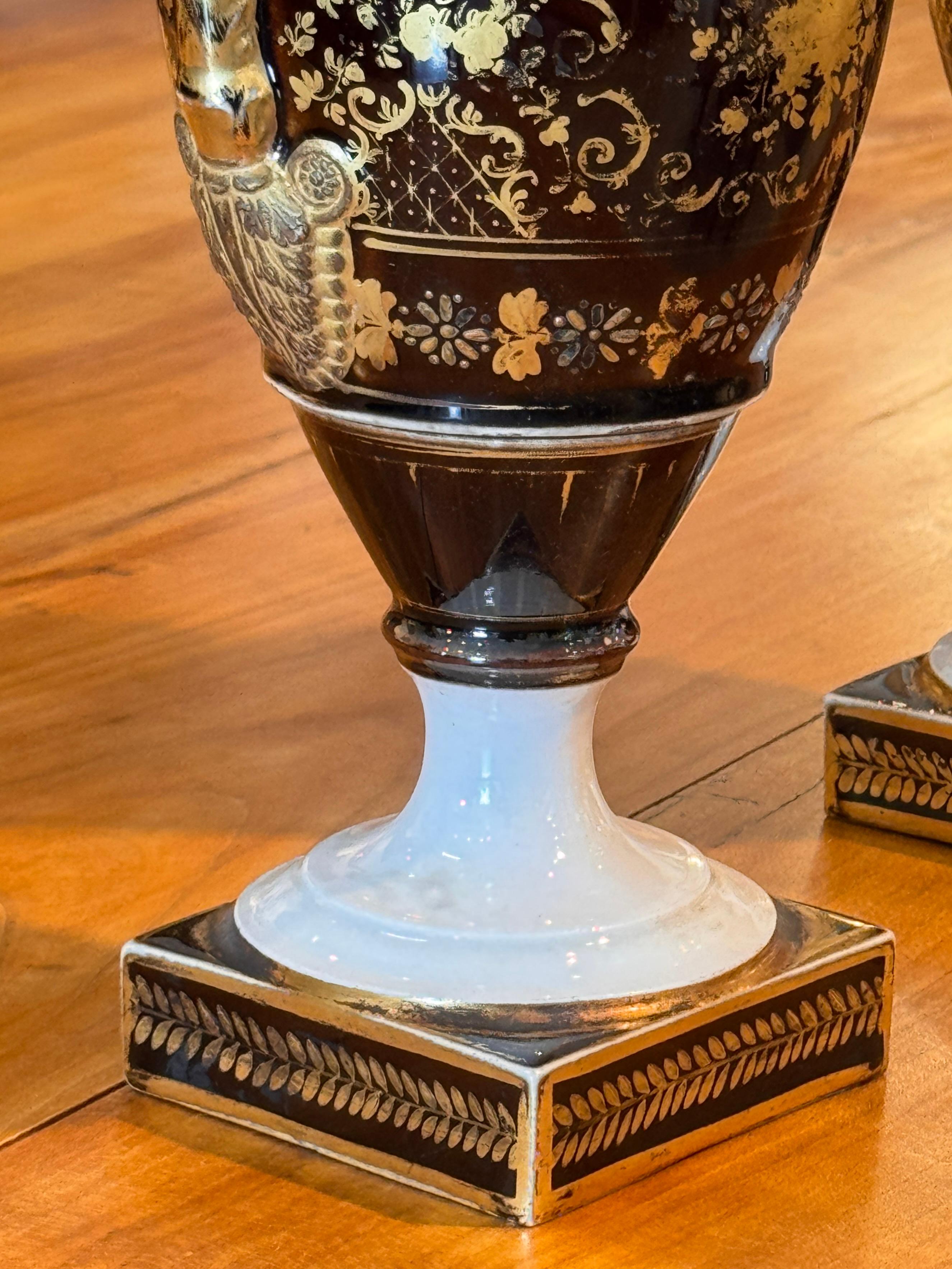 Pair of 19th Century Old Paris Urns With Gilt Decoration For Sale 2