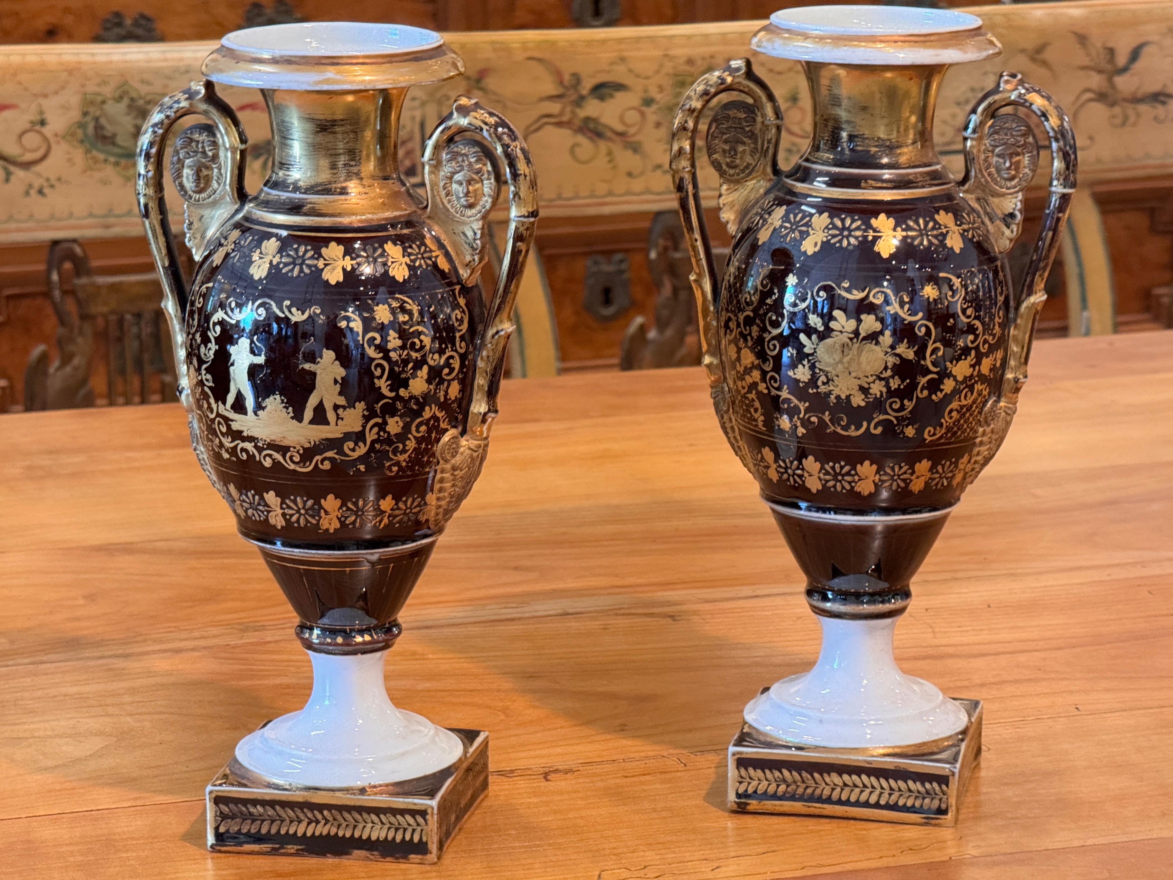 Pair of 19th Century Old Paris Urns With Gilt Decoration For Sale 4