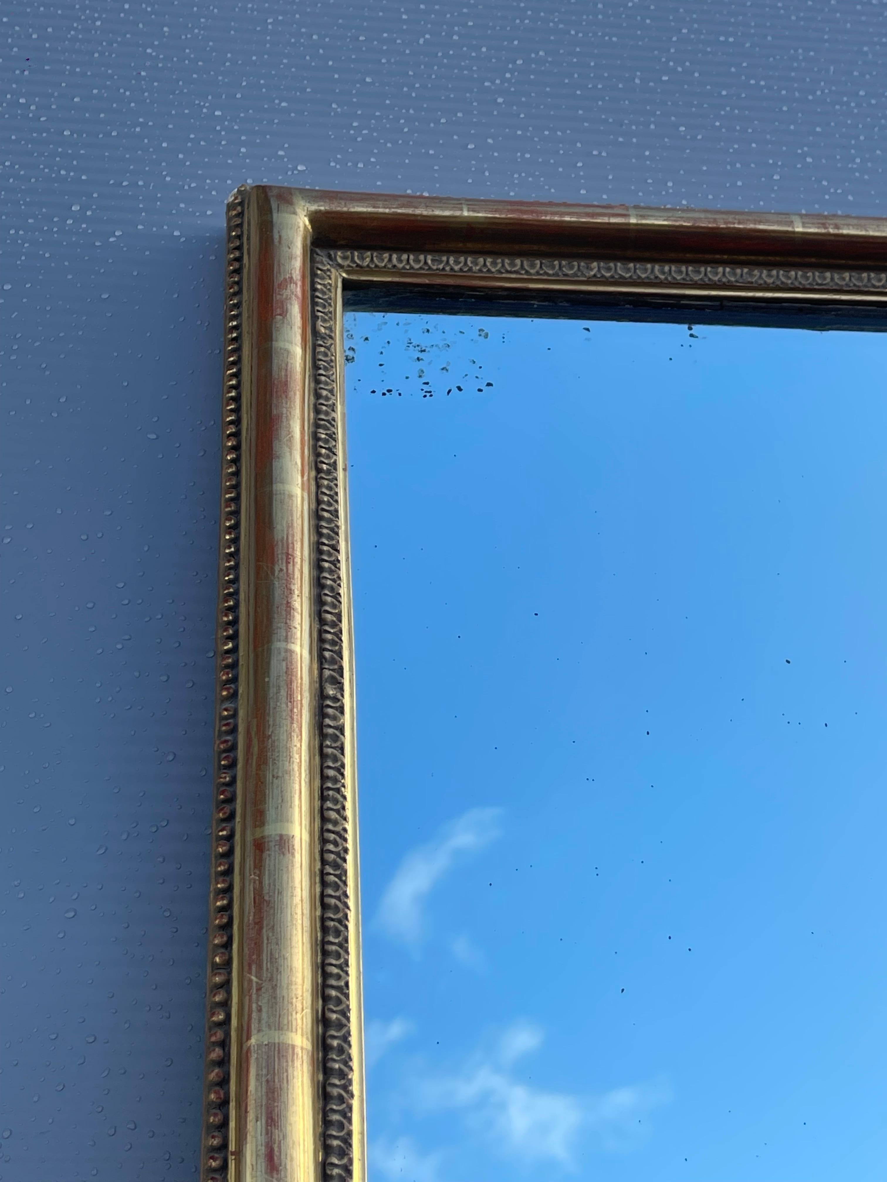 Anglais Paire de miroirs longs dorés d'origine du 19ème siècle en vente