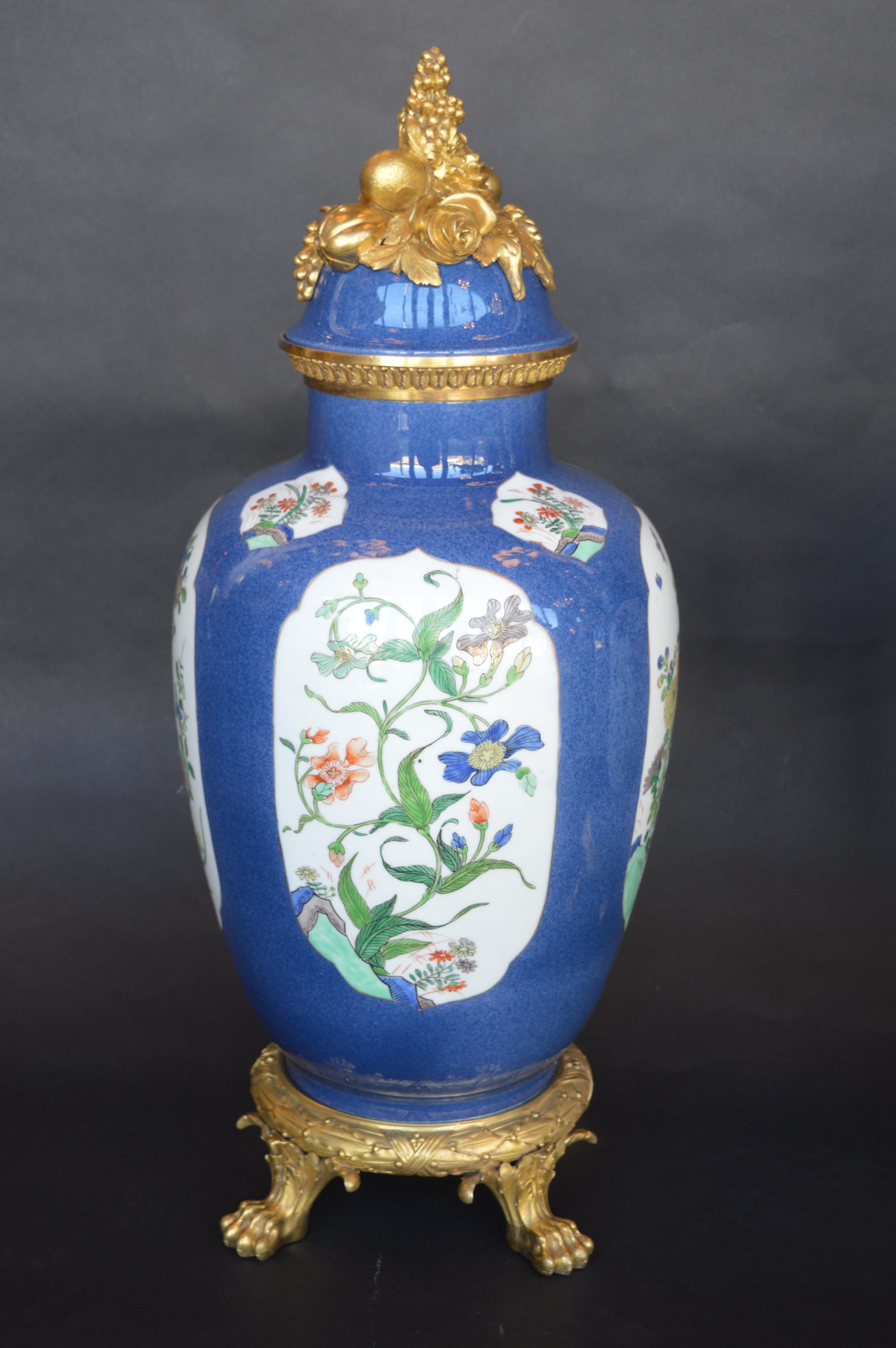 Pair of 19th Century Ormolu-Mounted Chinese Porcelain Vases For Sale 1