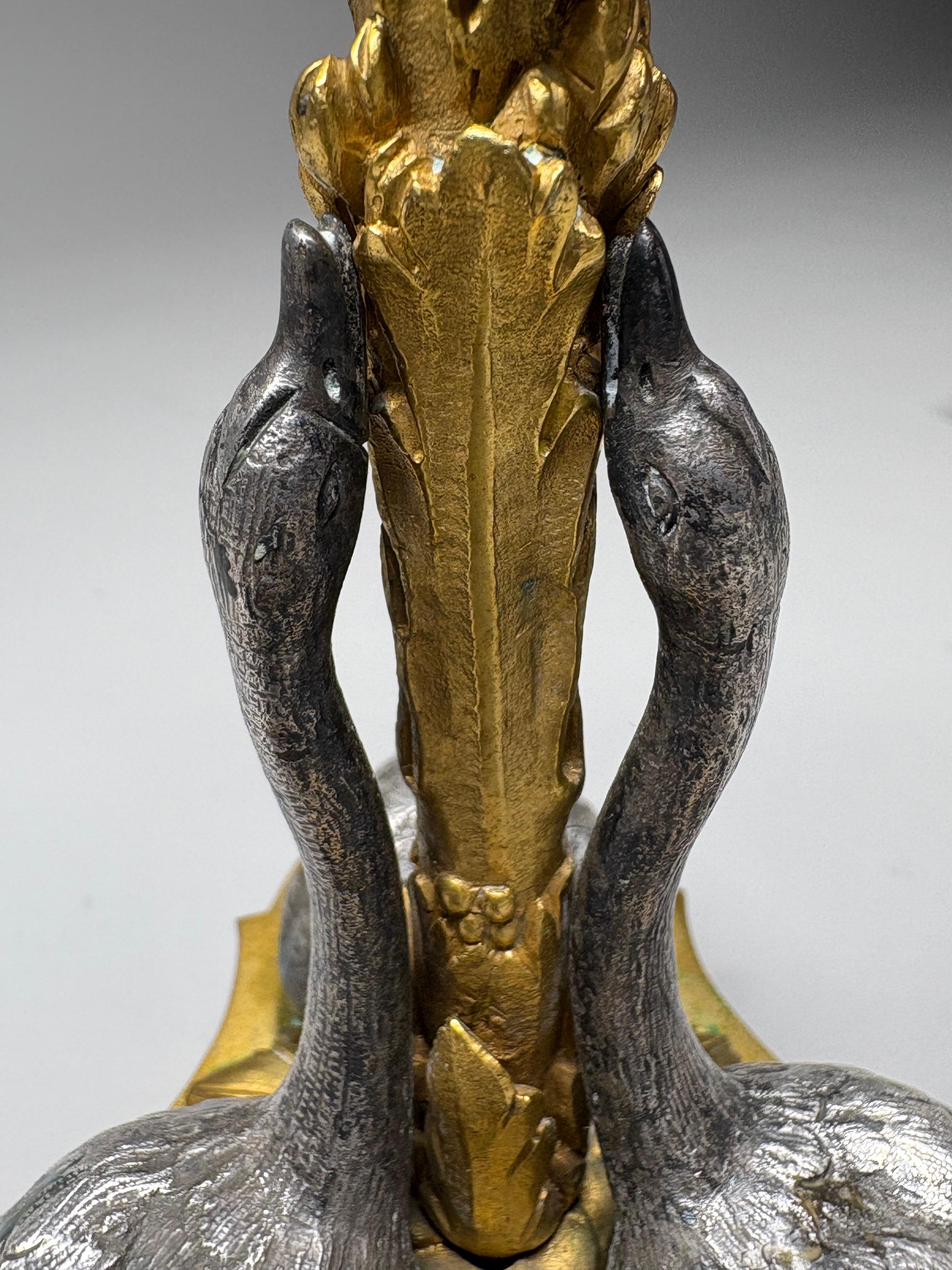 Coppia di candelabri a cigno in ormolu del XIX secolo di William Bateman II in vendita 3