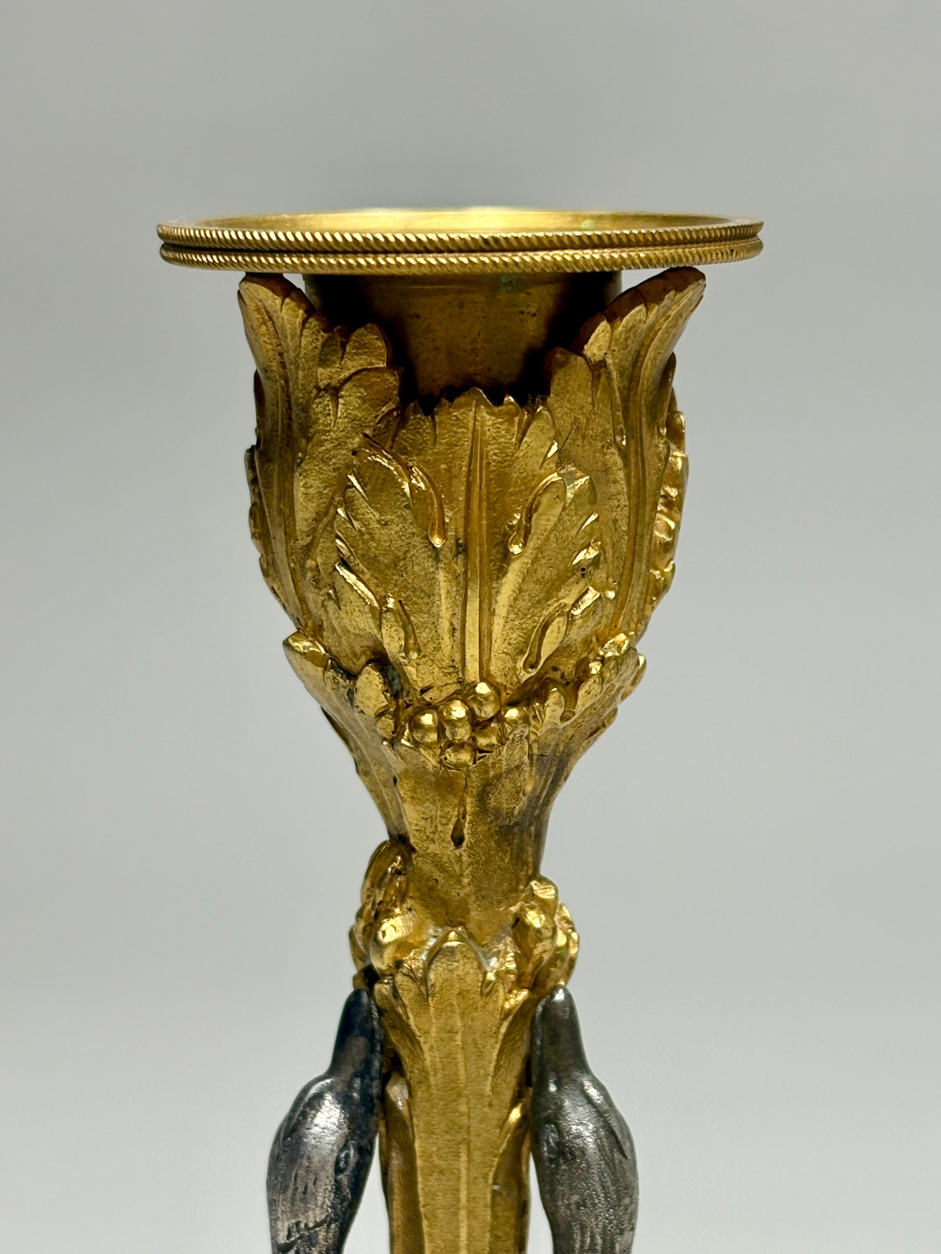 Coppia di candelabri a cigno in ormolu del XIX secolo di William Bateman II In condizioni buone in vendita a Sleepy Hollow, NY