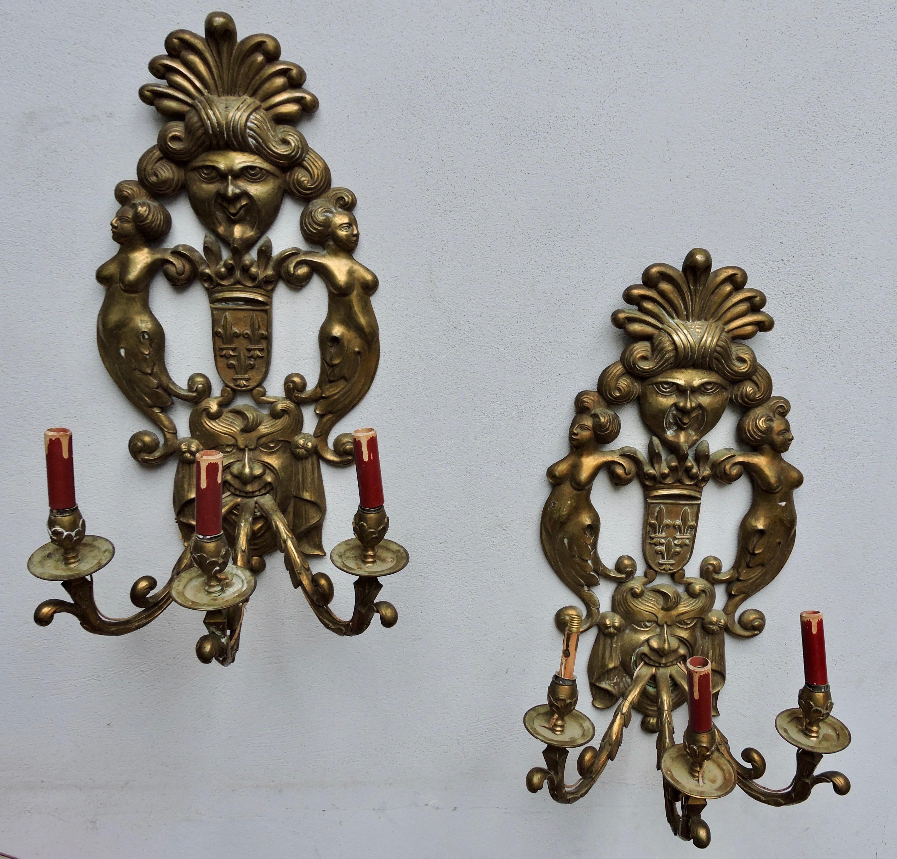 Pair of 19th century ormolu three-branch wall-lights,
Designed with Caryatids and figures from the Comedia del Arte.
Bearing the French Fleur de Lys Armories,
circa 1890.