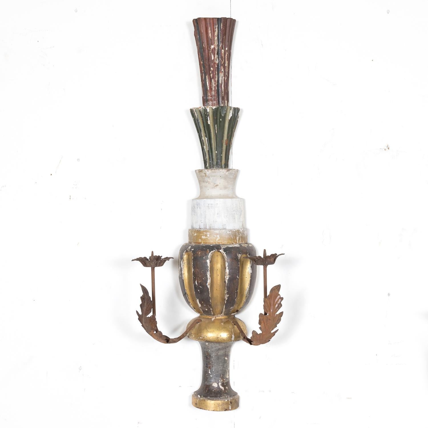 Pair of 19th Century Painted and Parcel Gilt Hand Carved Wooden Italian Sconces In Good Condition In Birmingham, AL