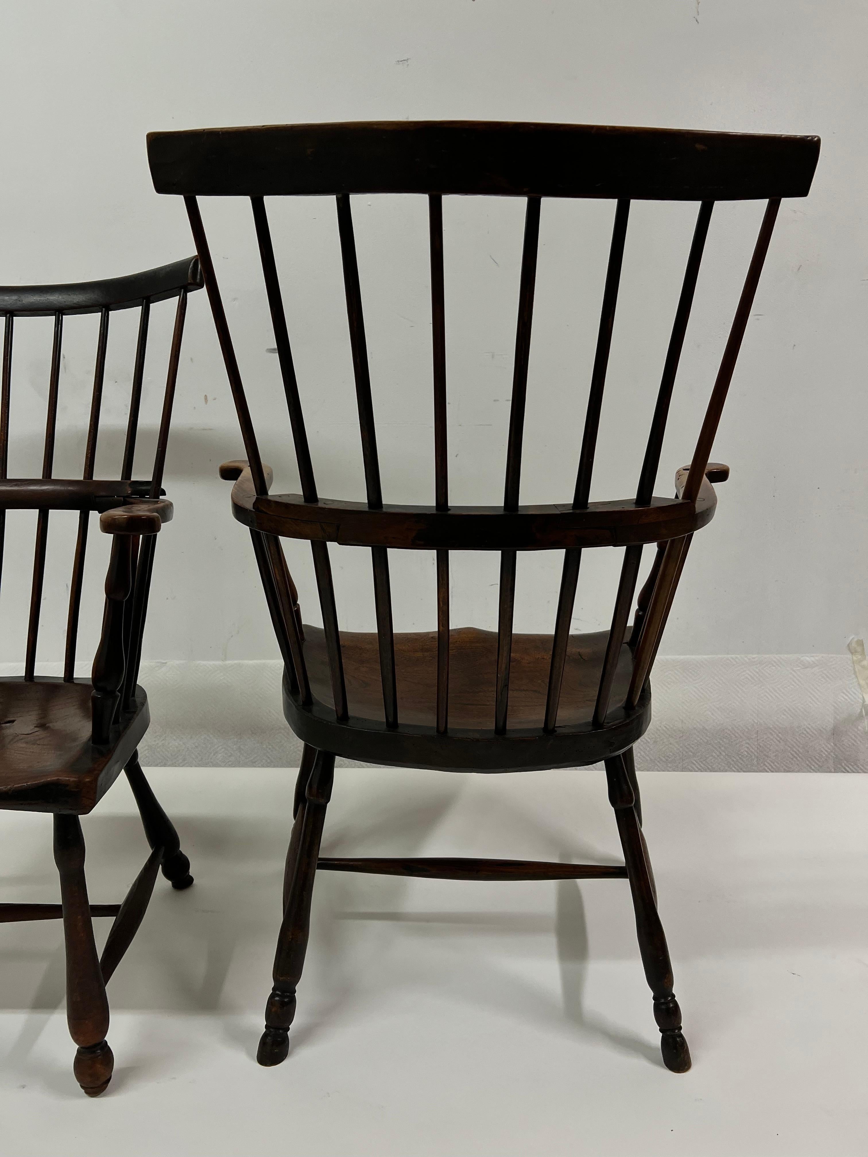 Pair of 19th Century Patinated Windsor Chairs For Sale 8