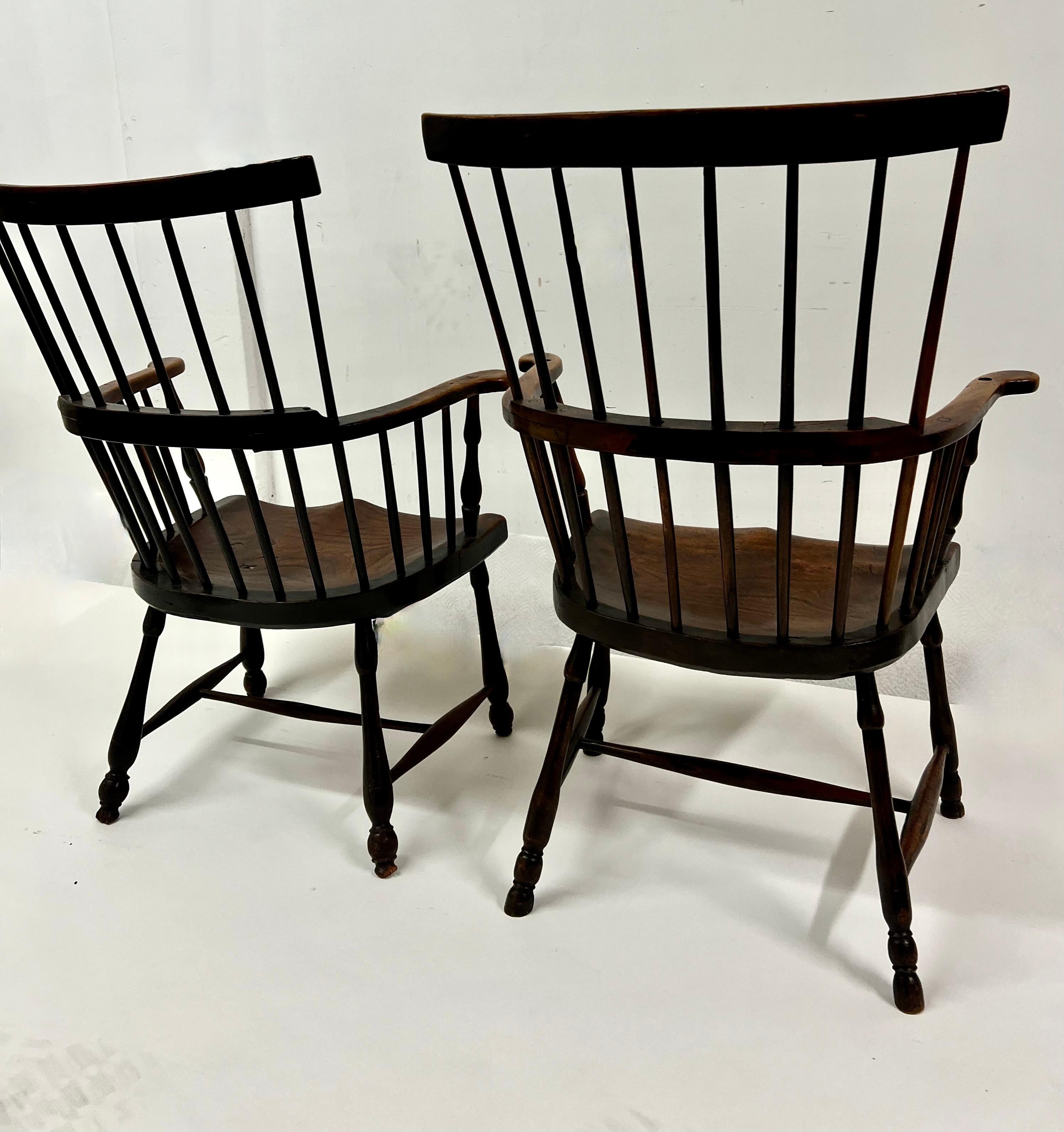 Pair of 19th Century Patinated Windsor Chairs For Sale 11