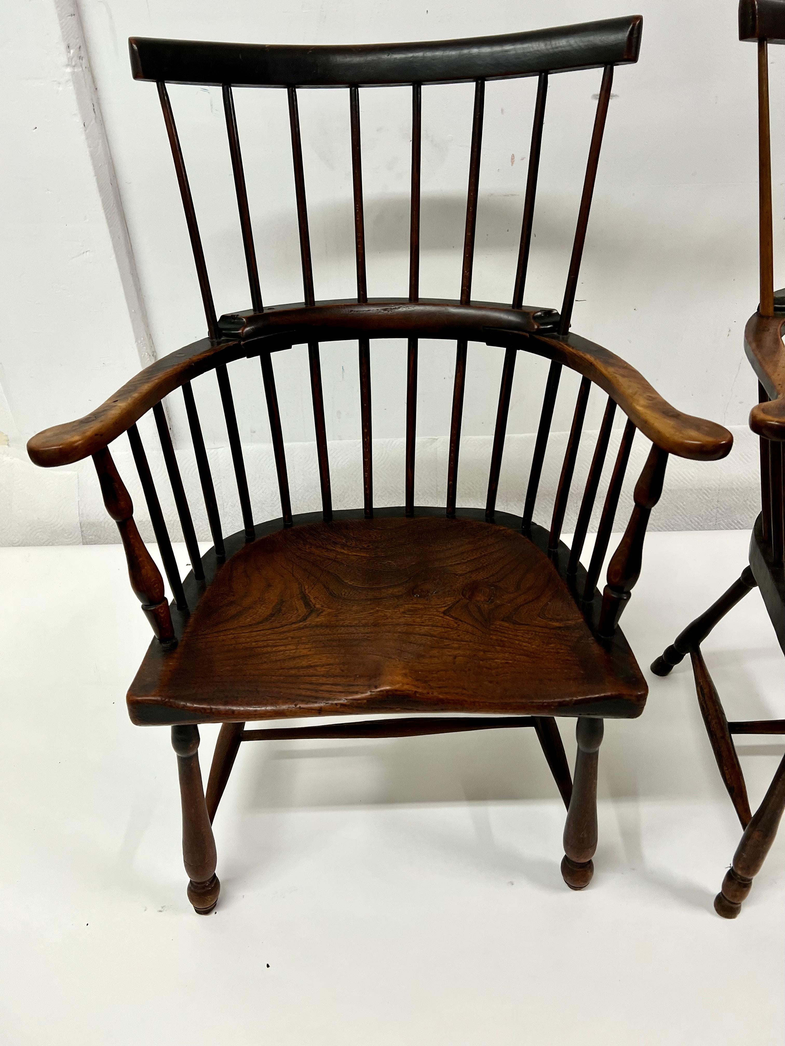Pair of 19th Century Patinated Windsor Chairs For Sale 1