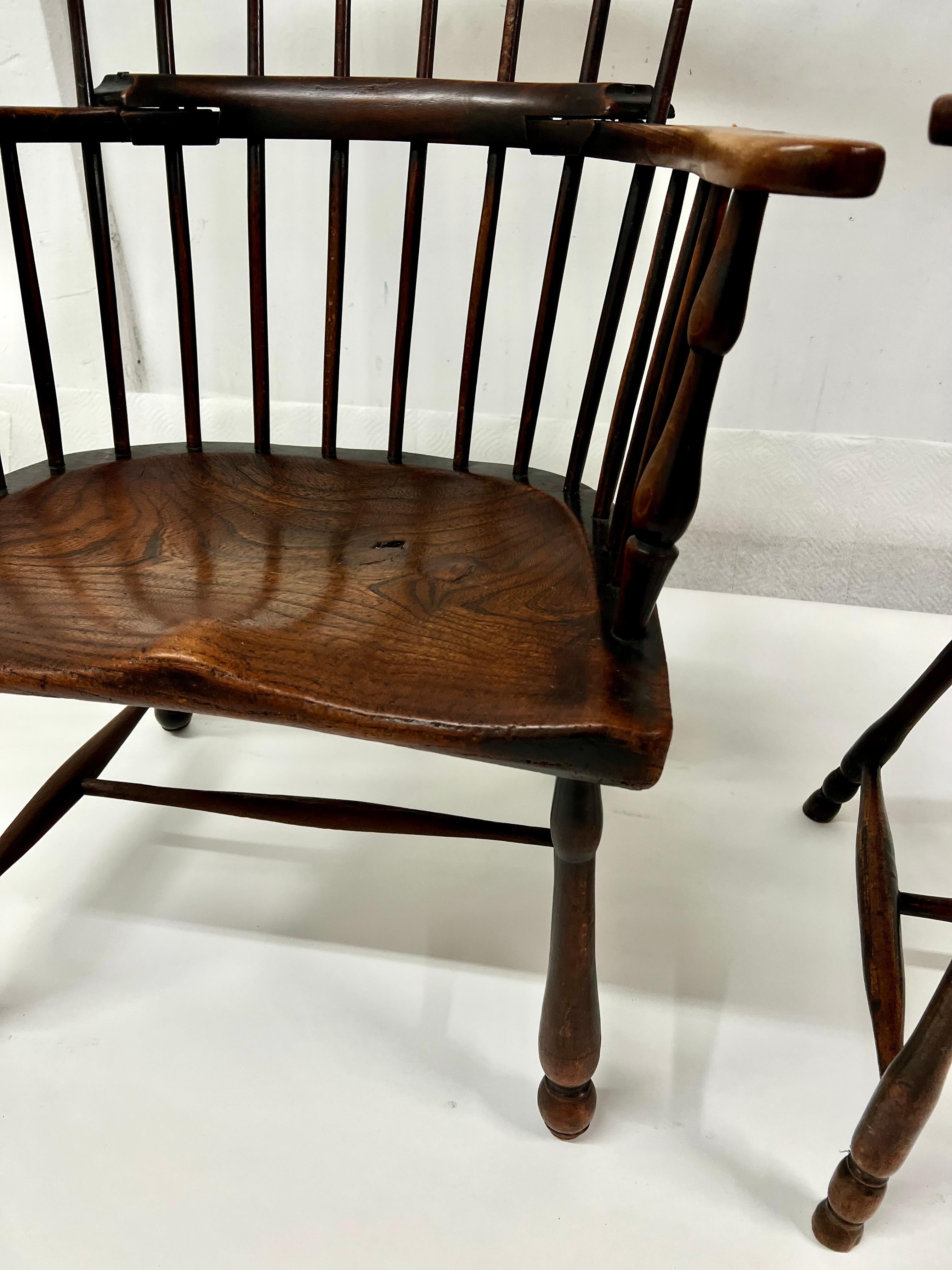 Pair of 19th Century Patinated Windsor Chairs For Sale 2