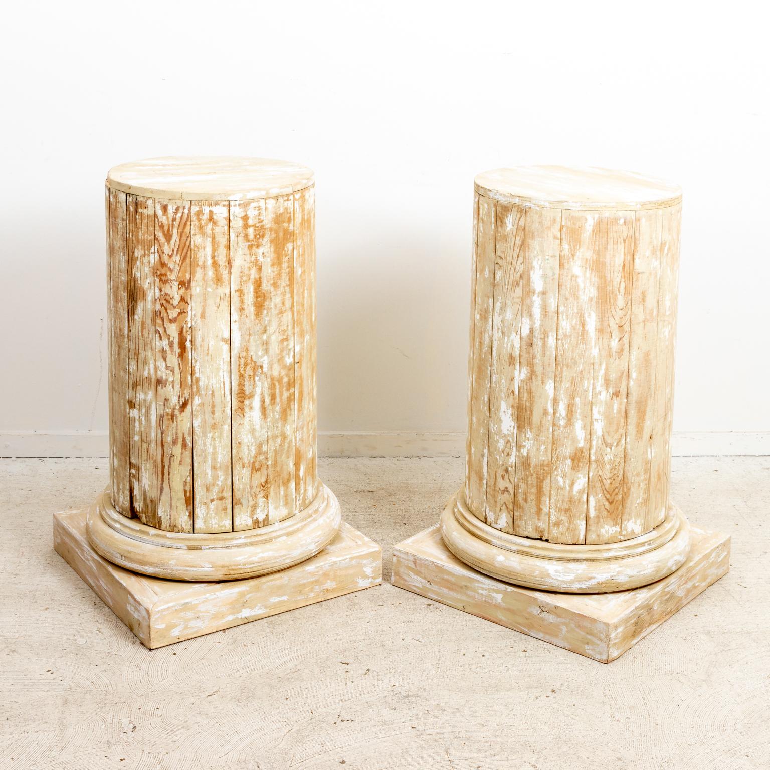 Pair of 19th Century Pine Pedestals In Good Condition In Stamford, CT