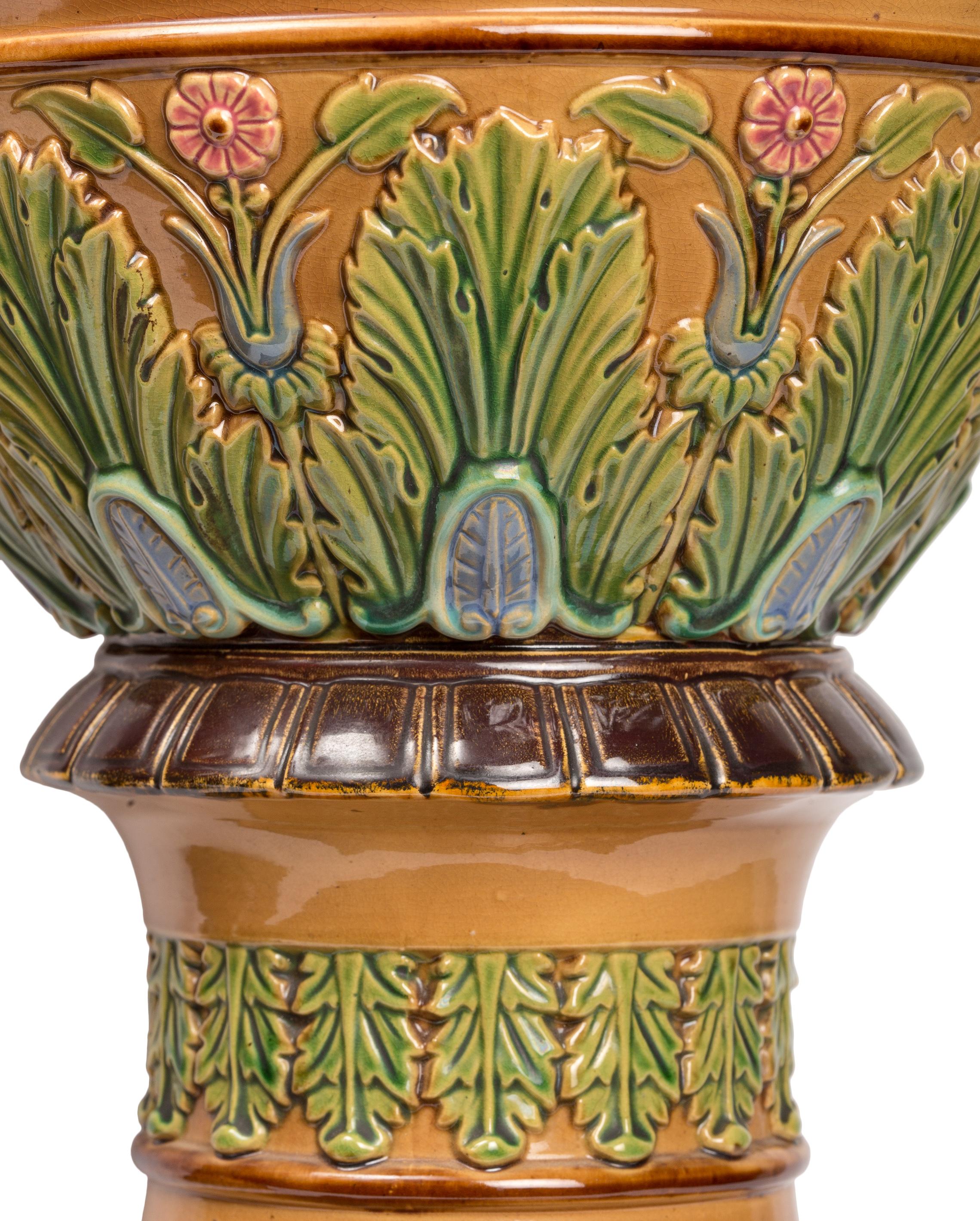 Pair of 19th Century Aesthetic Movement Majolica Urns, German, Attrib. Hanke In Good Condition For Sale In Madrid, ES