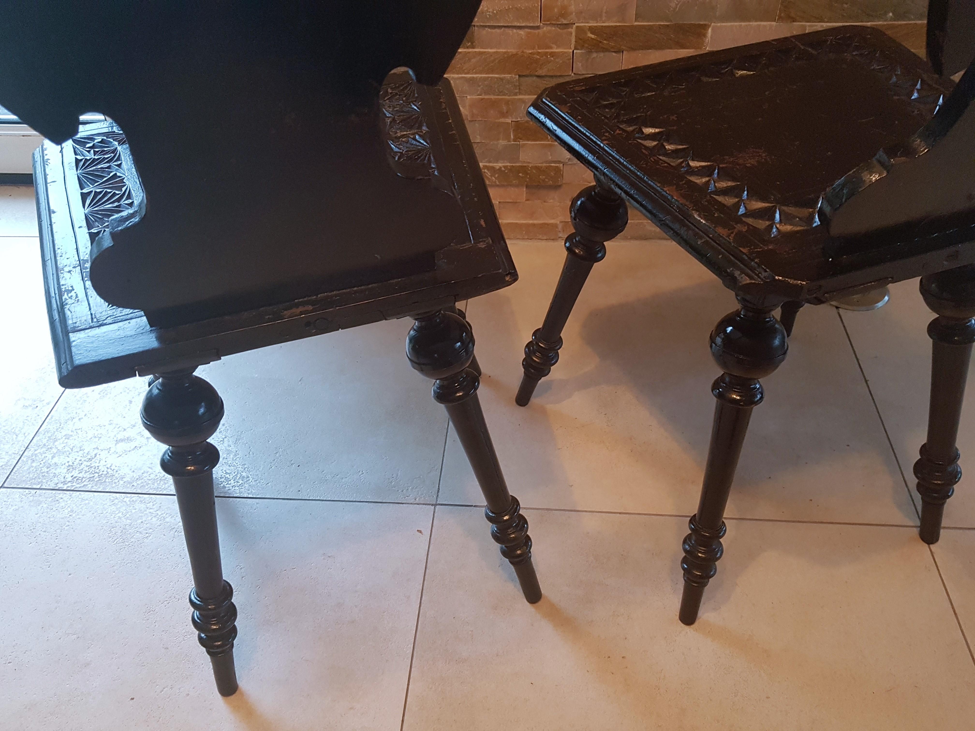 Pair of 19th Century Primitive Rustic Minimal Carved Wood Board Chairs For Sale 7